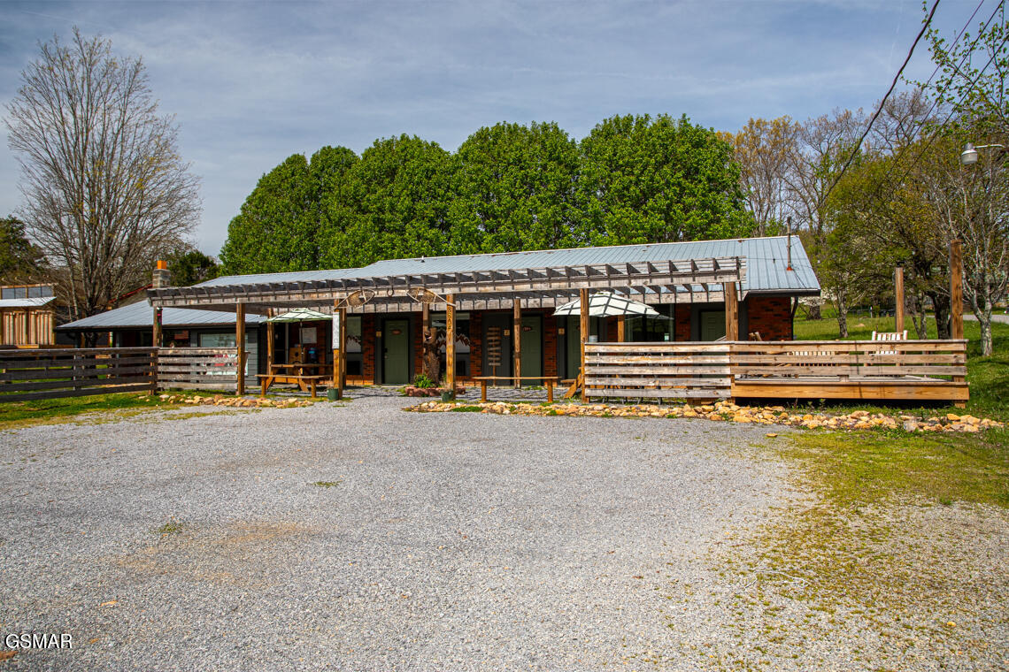 3804 Wears Valley Road Sevierville TN 37862