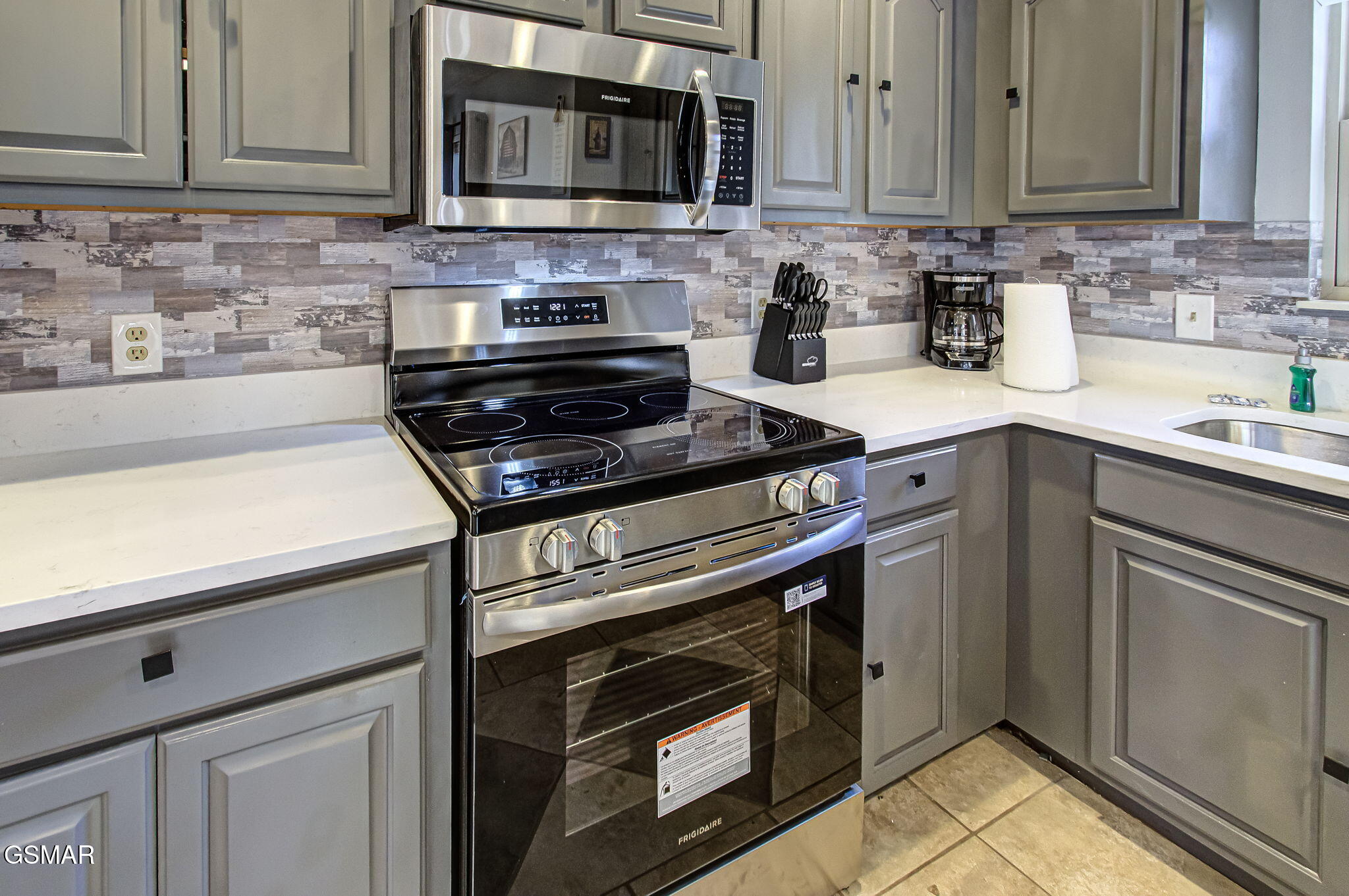 802 Crystal Branch Way Gatlinburg TN 37738