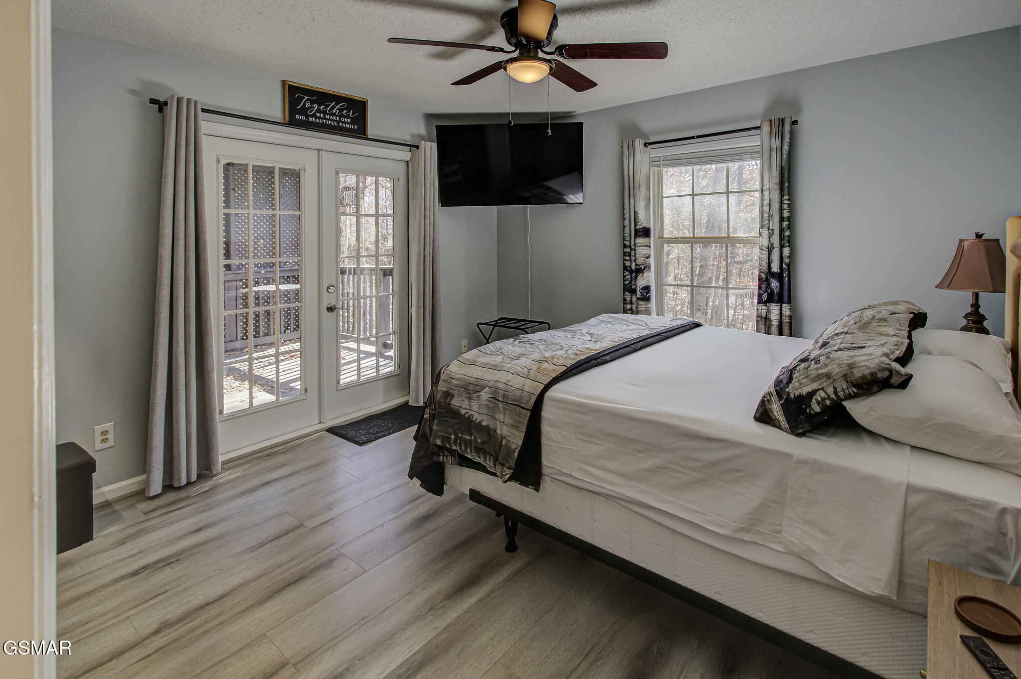 802 Crystal Branch Way Gatlinburg TN 37738