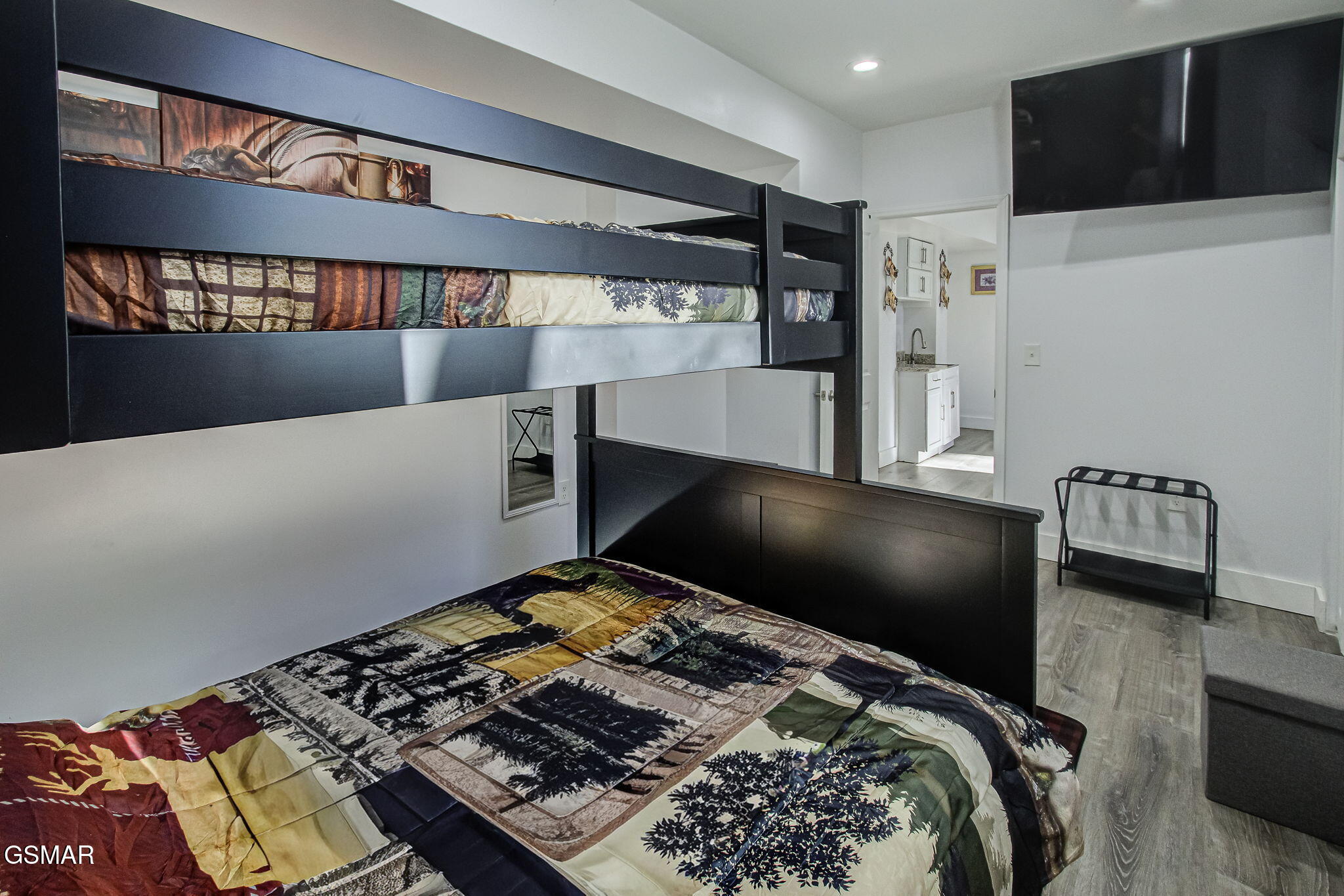 802 Crystal Branch Way Gatlinburg TN 37738