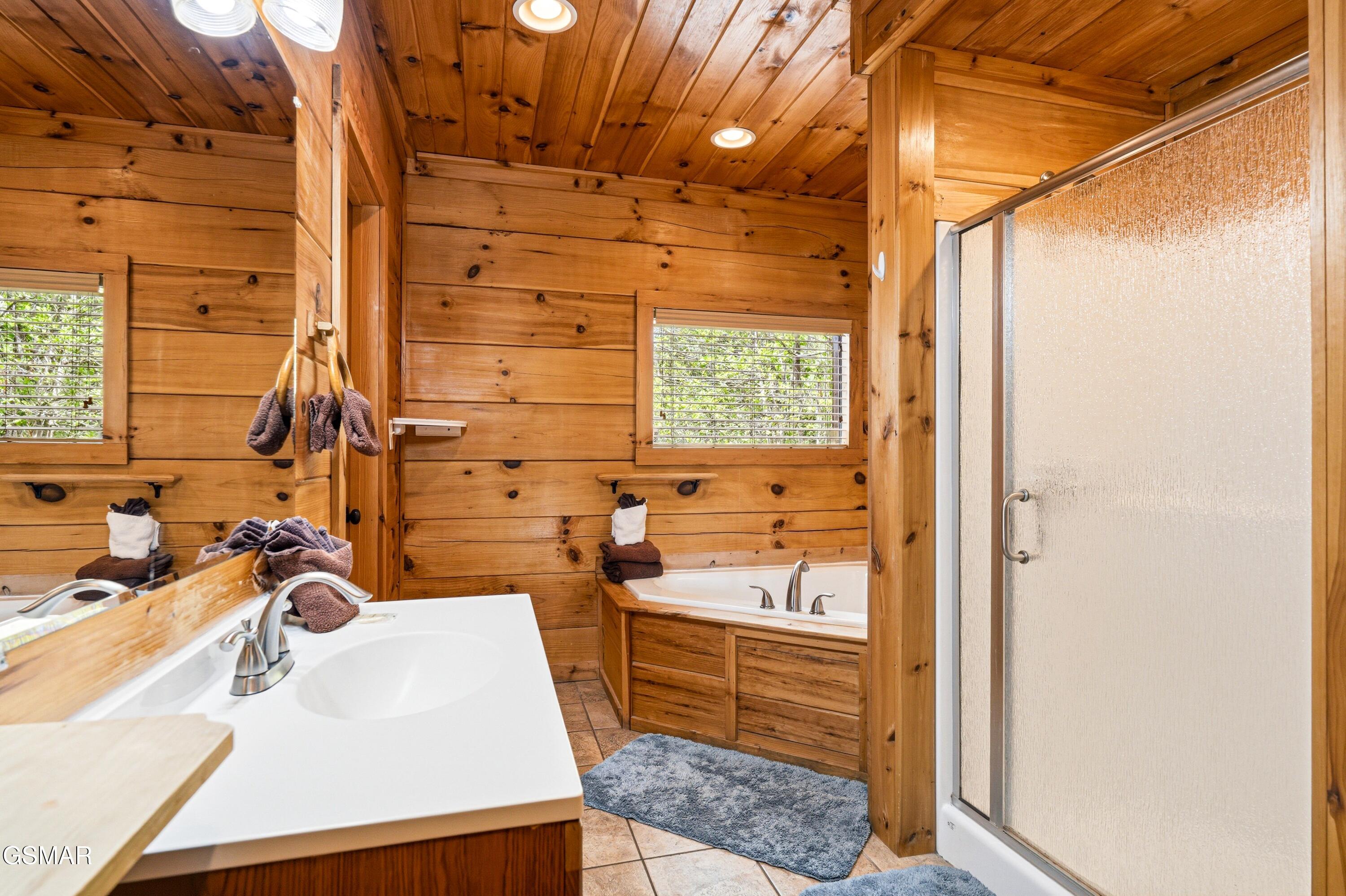2456 Hackberry Drive Sevierville TN 37862