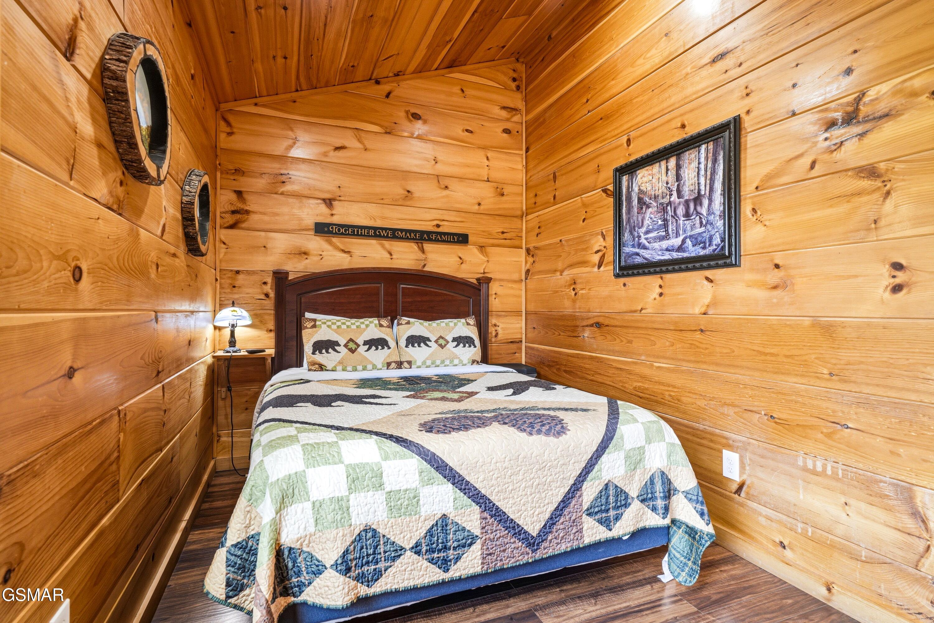 2456 Hackberry Drive Sevierville TN 37862