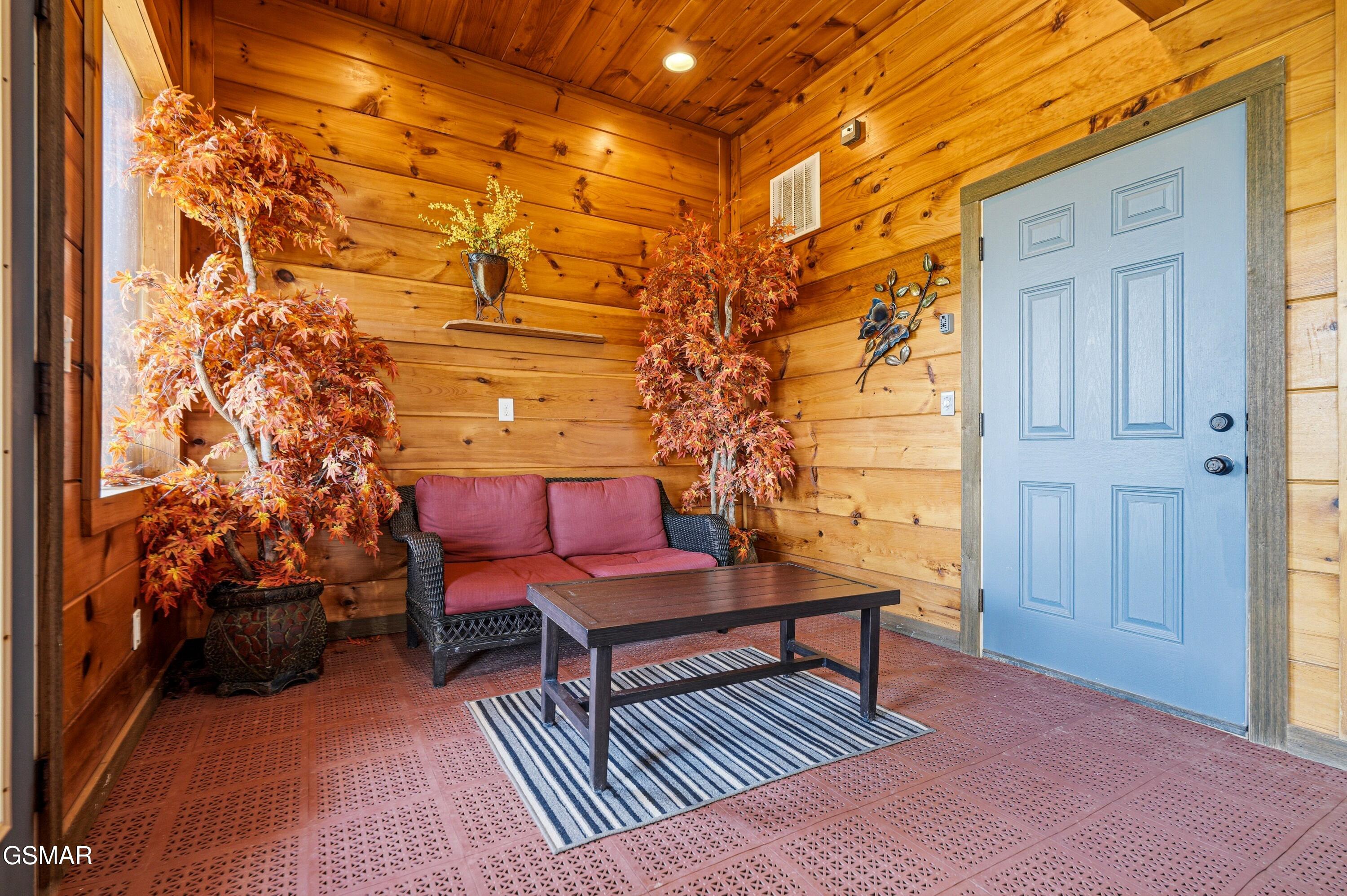 2456 Hackberry Drive Sevierville TN 37862