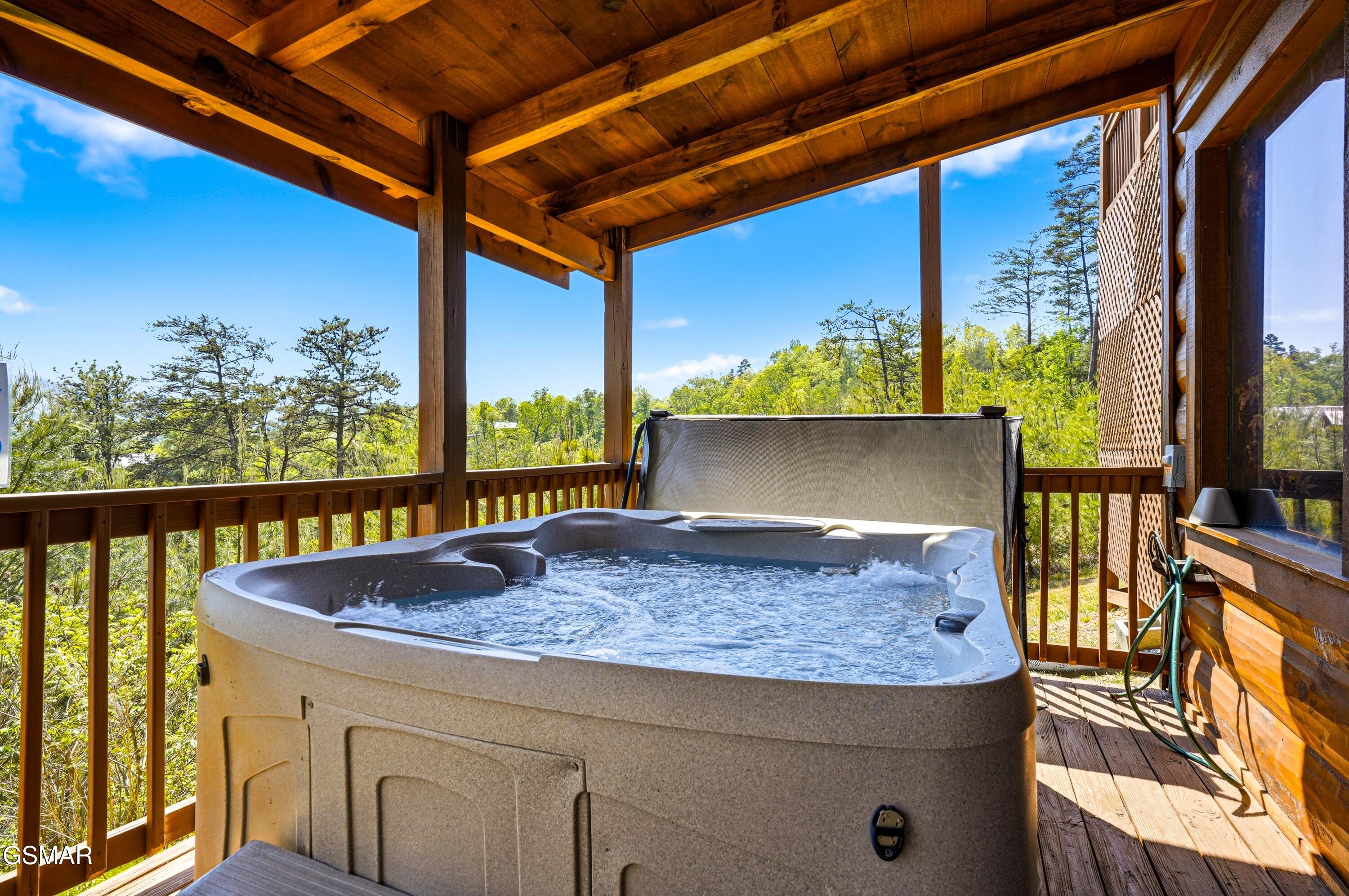 2456 Hackberry Drive Sevierville TN 37862