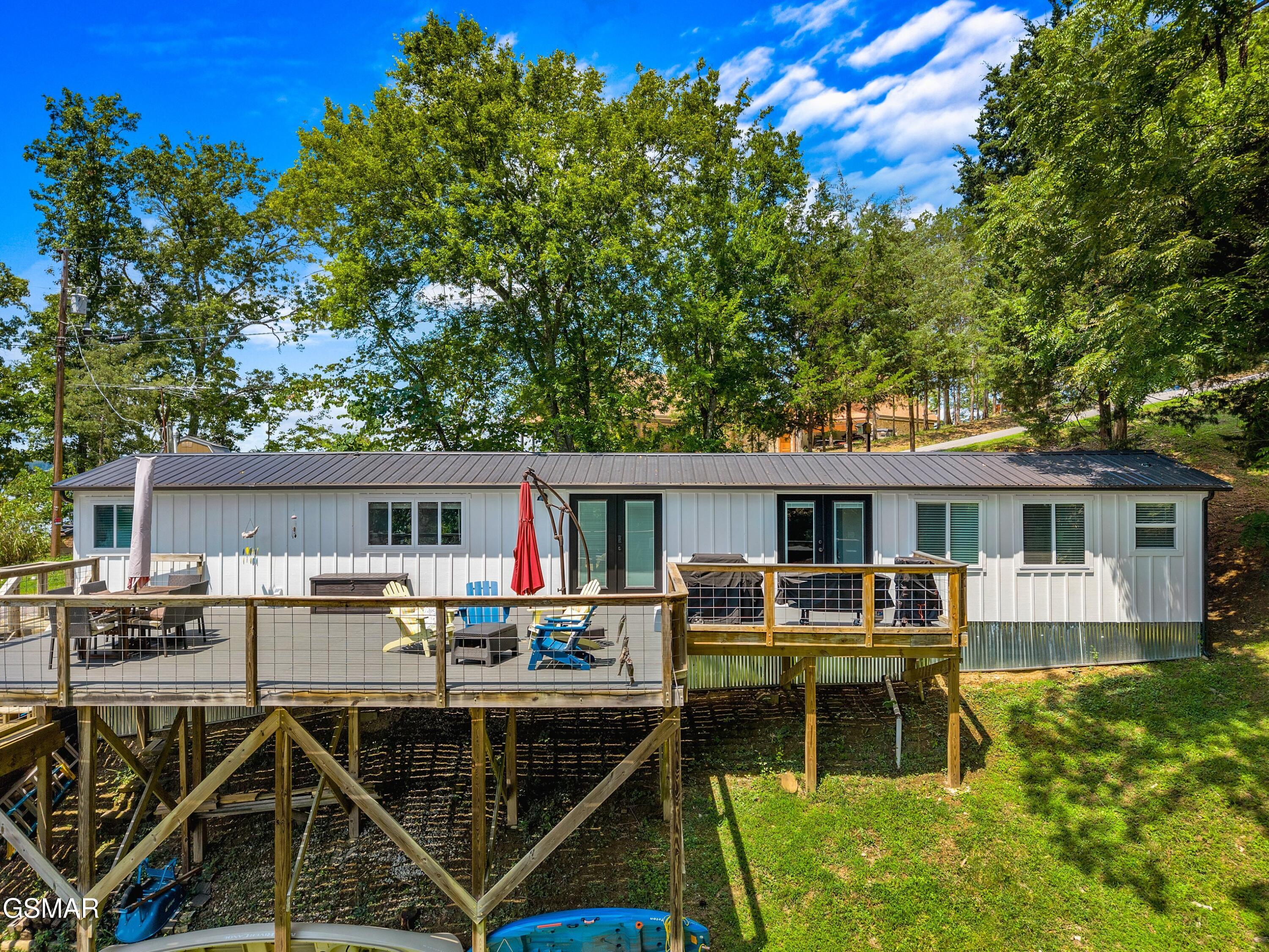 1607 Kinder Lane Dandridge TN 37725