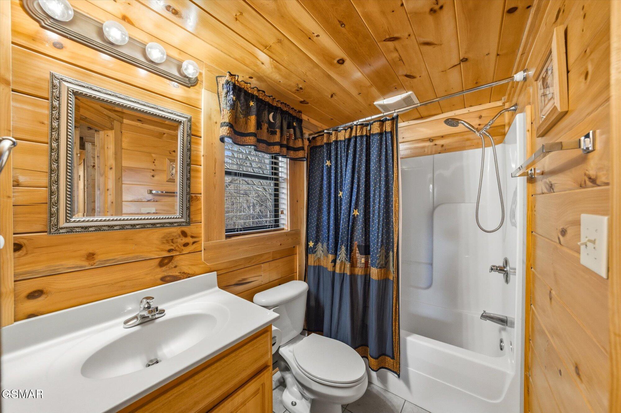 2016 Bear Creek Way Pigeon Forge TN 37862