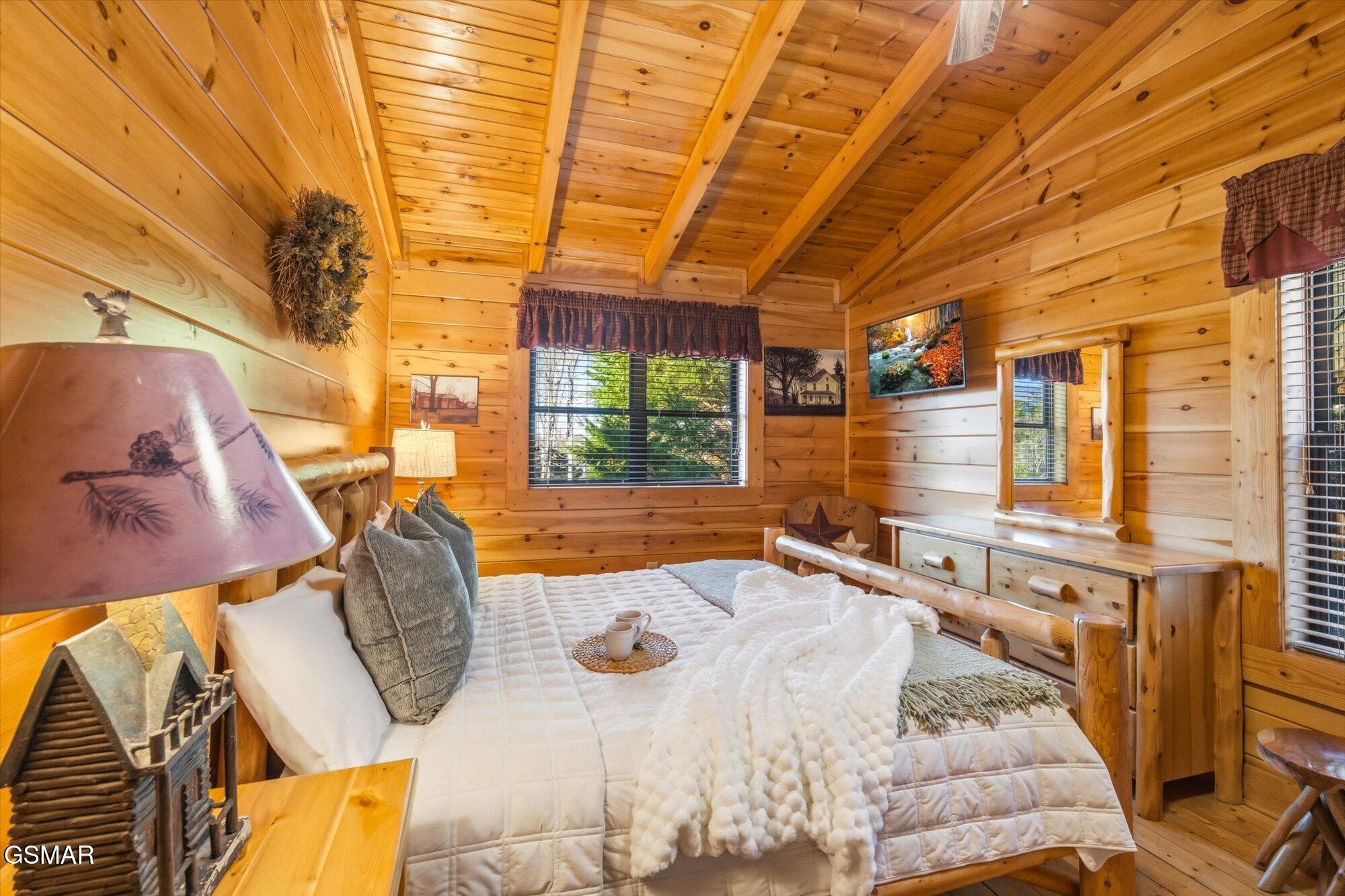 2016 Bear Creek Way Pigeon Forge TN 37862