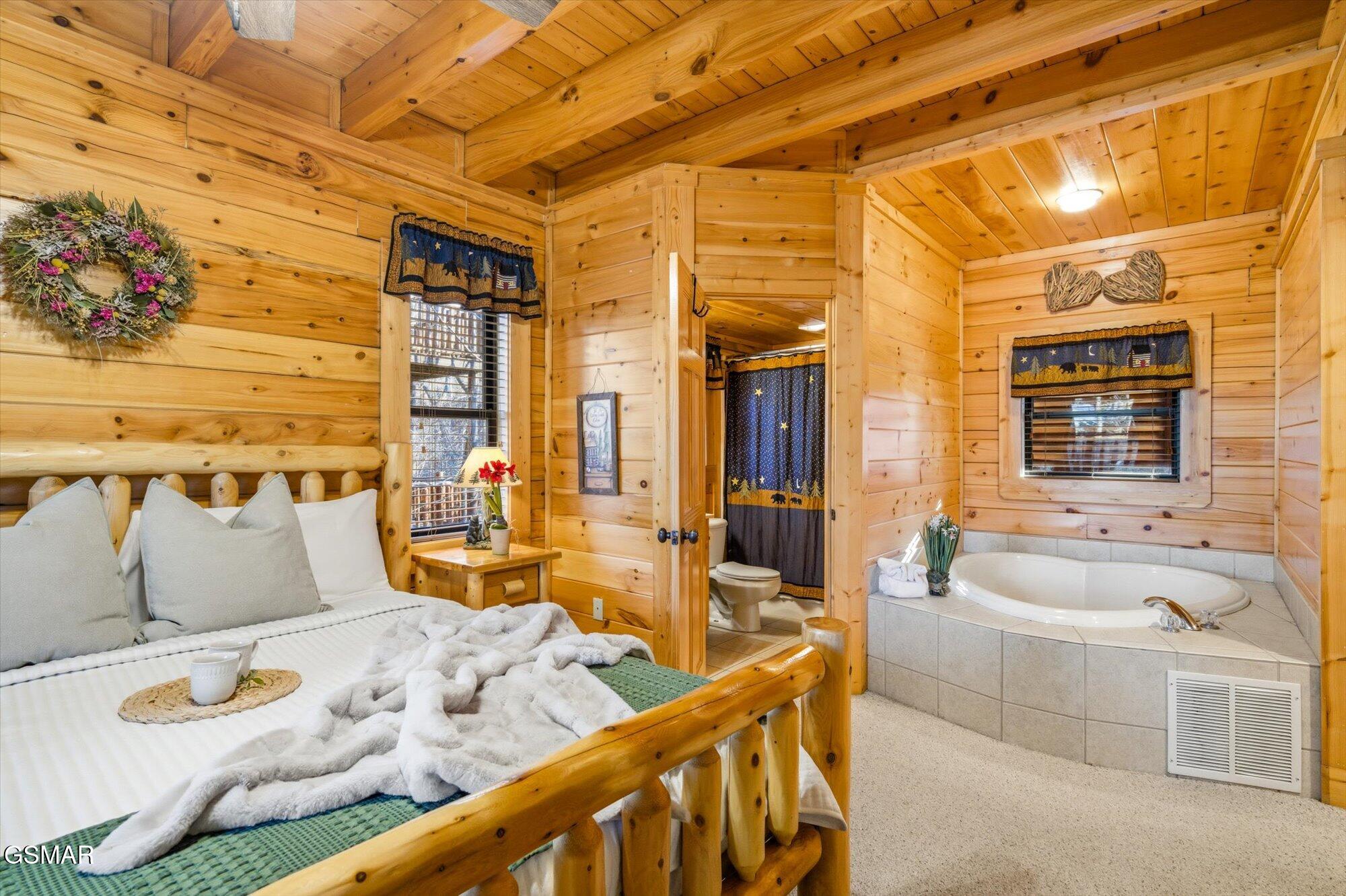 2016 Bear Creek Way Pigeon Forge TN 37862