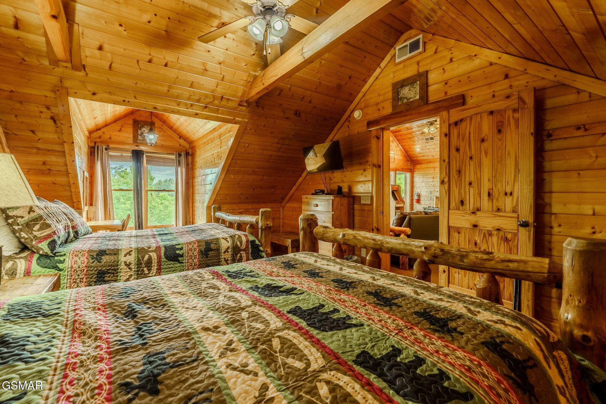 2724 Cats Paw Lane Sevierville TN 37862