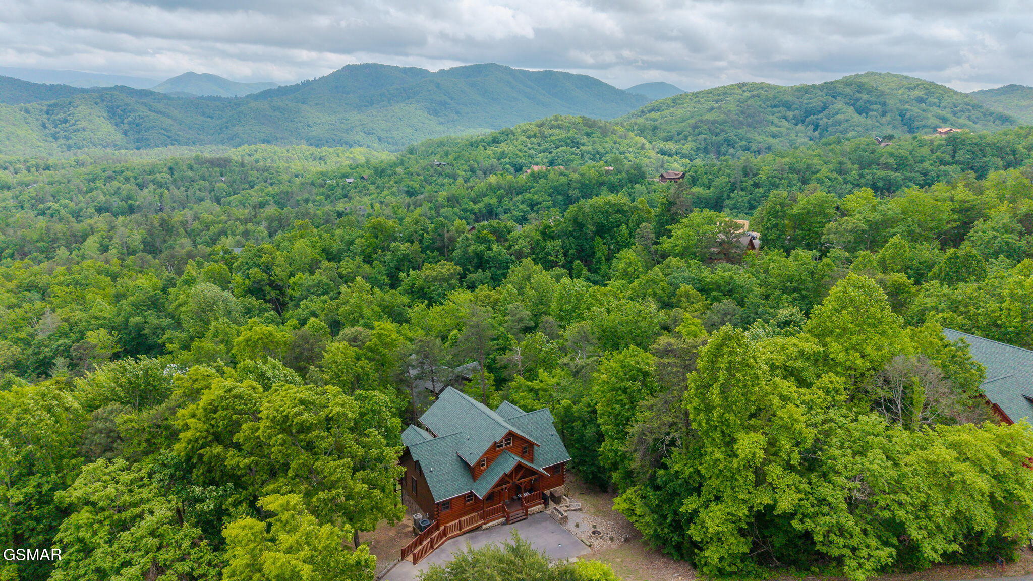 2724 Cats Paw Lane Sevierville TN 37862