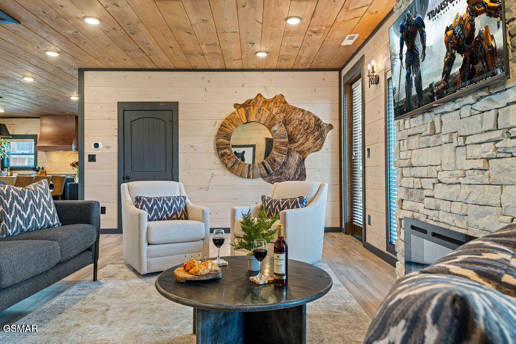 340 Rambling Creek Way Sevierville TN 37862