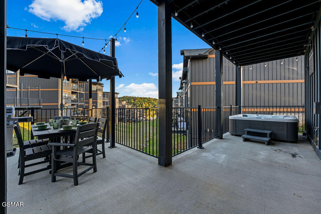 340 Rambling Creek Way Sevierville TN 37862