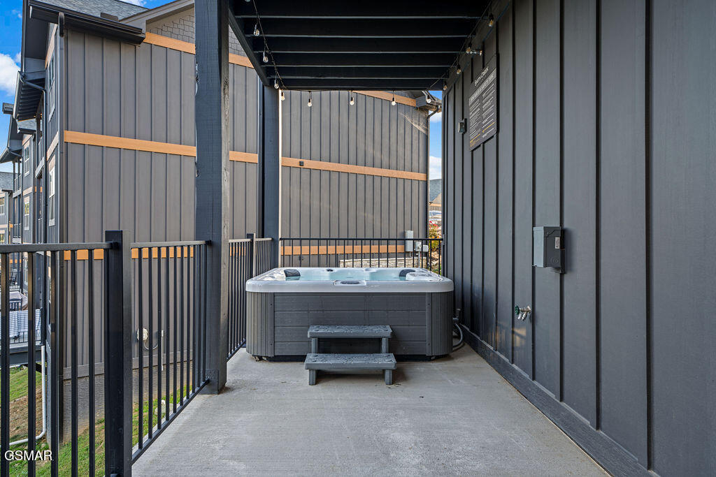 340 Rambling Creek Way Sevierville TN 37862