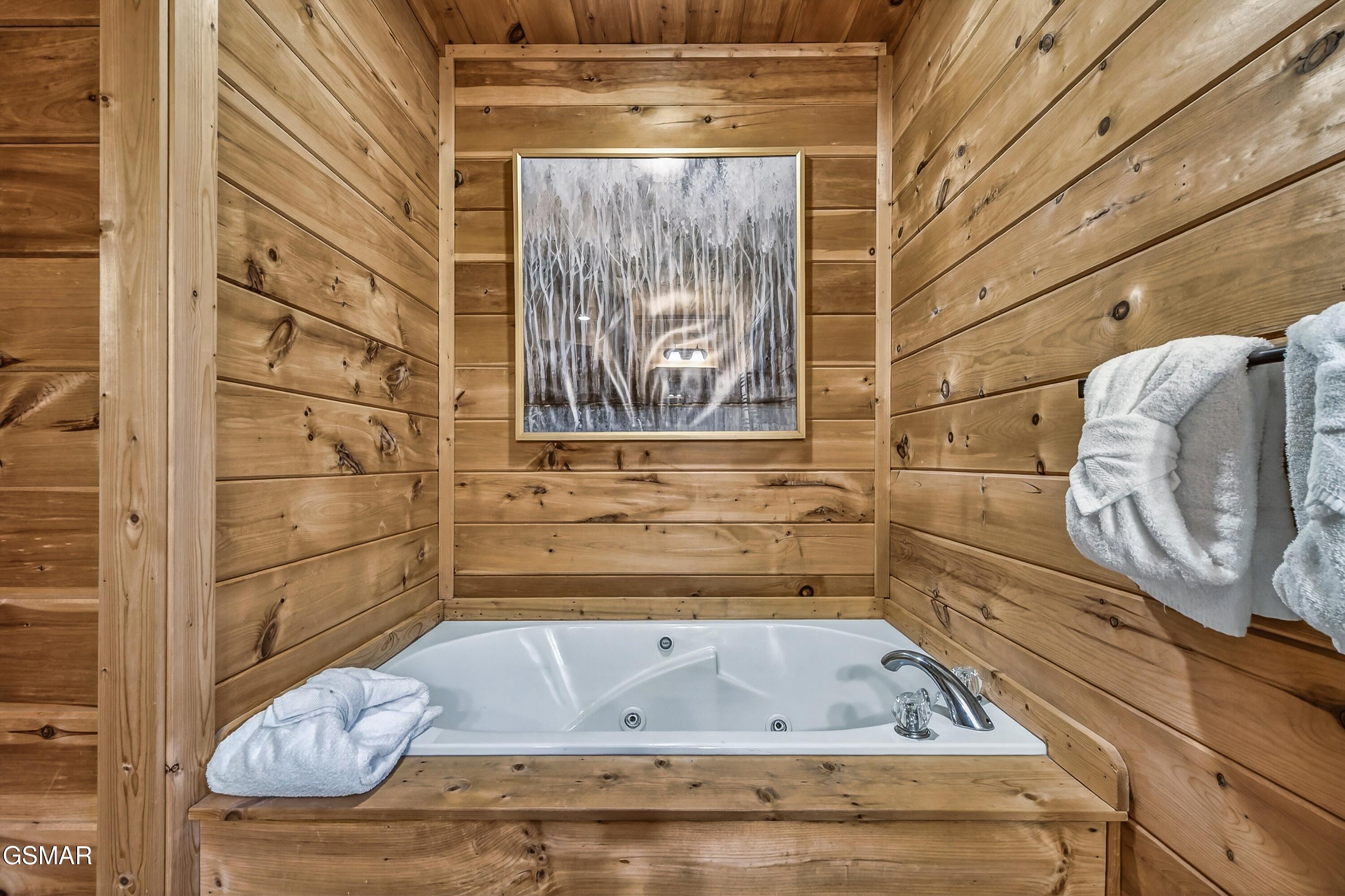 1177 Ski View Gatlinburg TN 37738