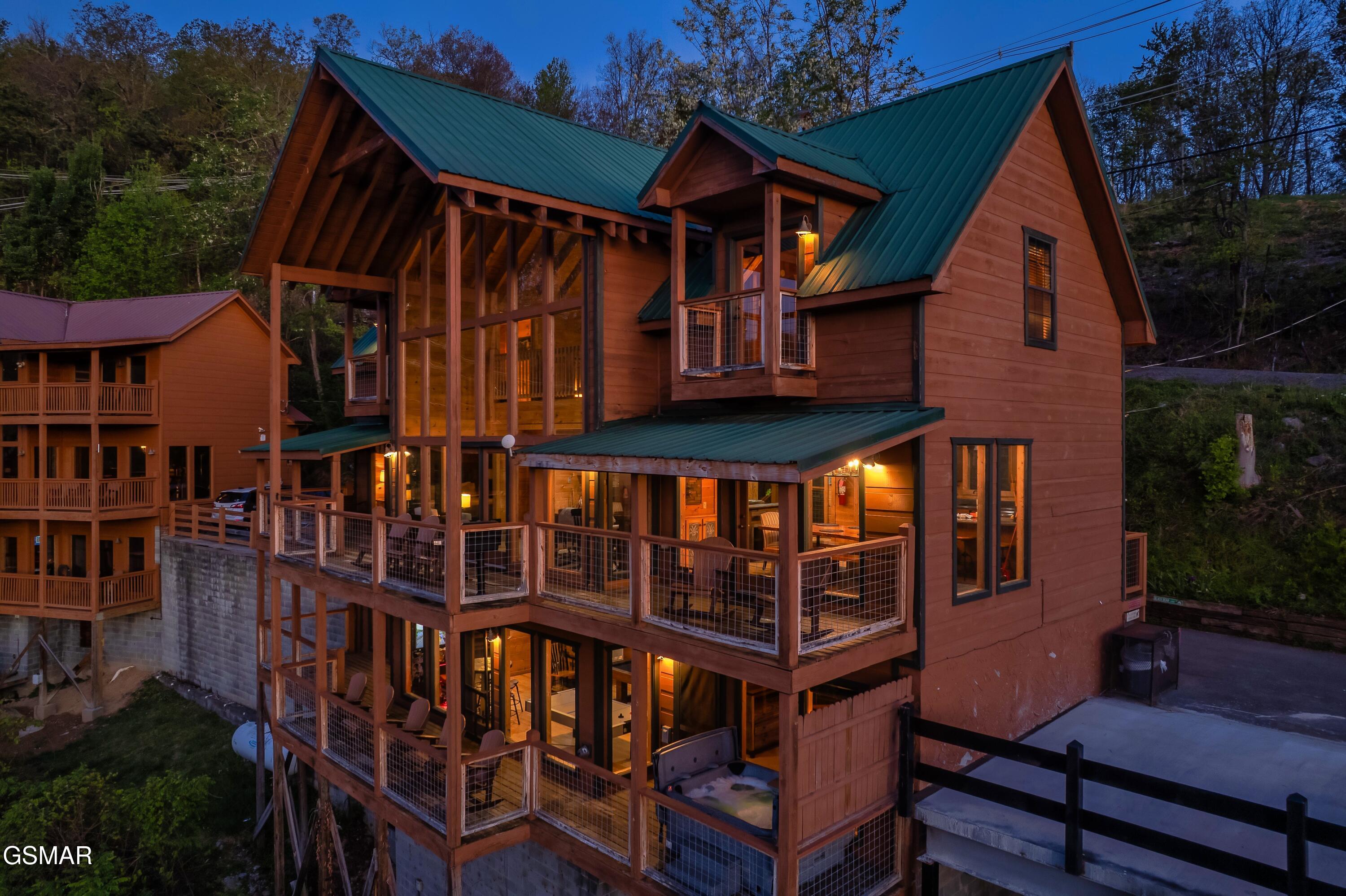 1177 Ski View Gatlinburg TN 37738