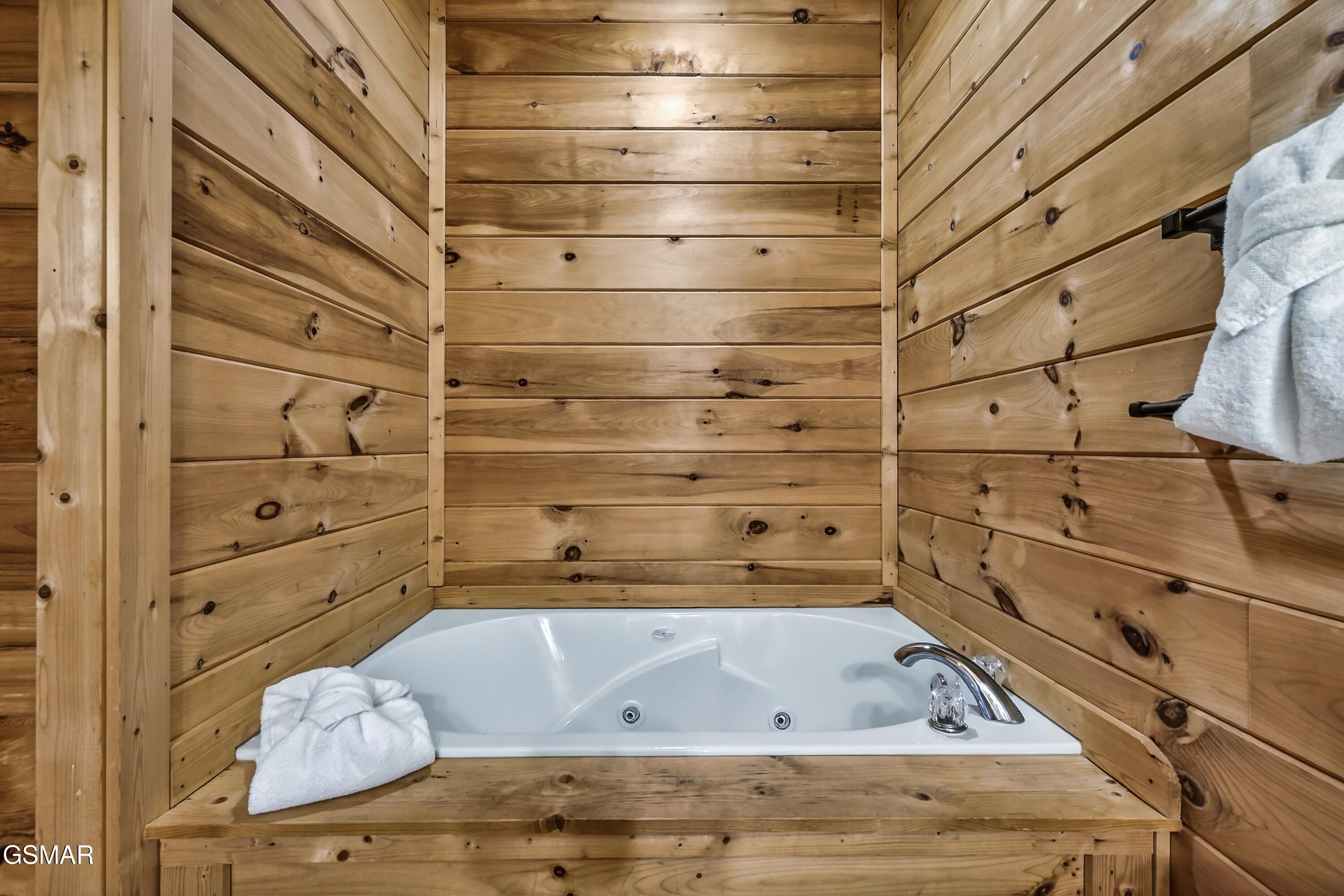 1177 Ski View Gatlinburg TN 37738