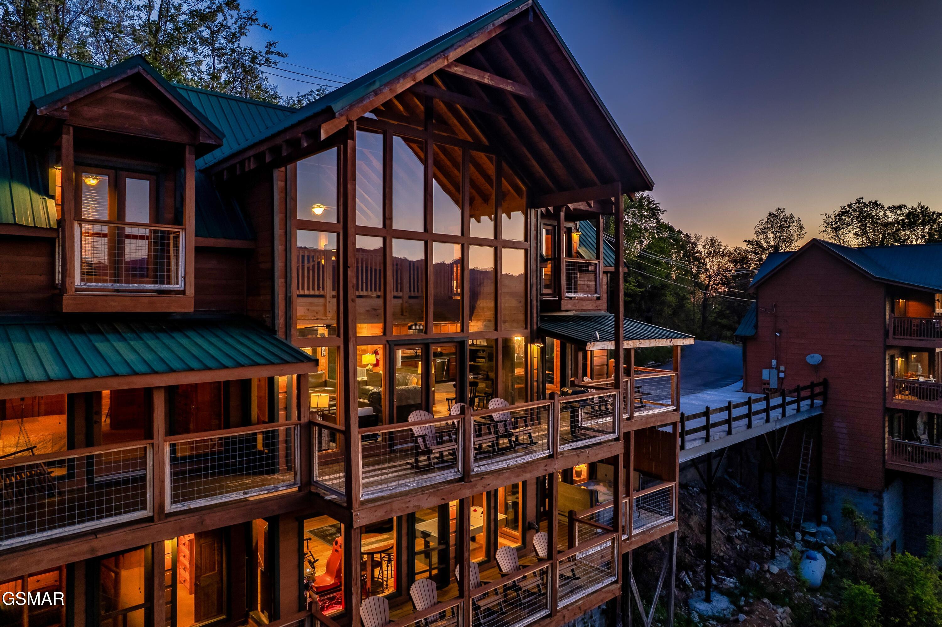 1177 Ski View Gatlinburg TN 37738