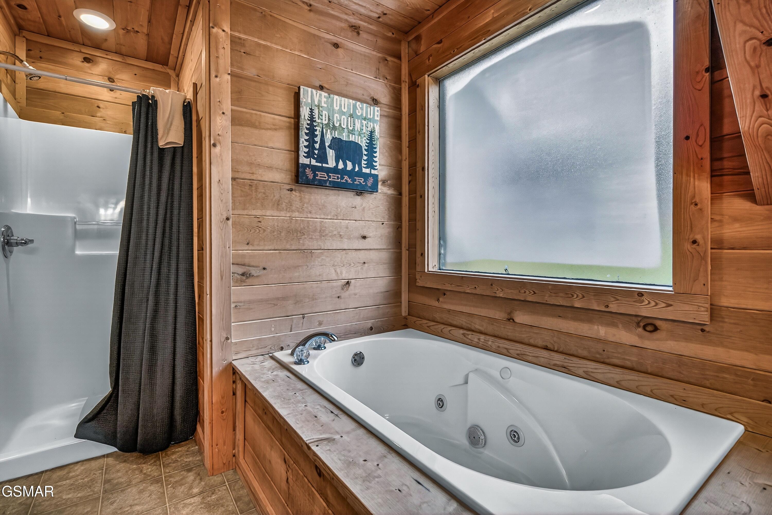 1177 Ski View Gatlinburg TN 37738