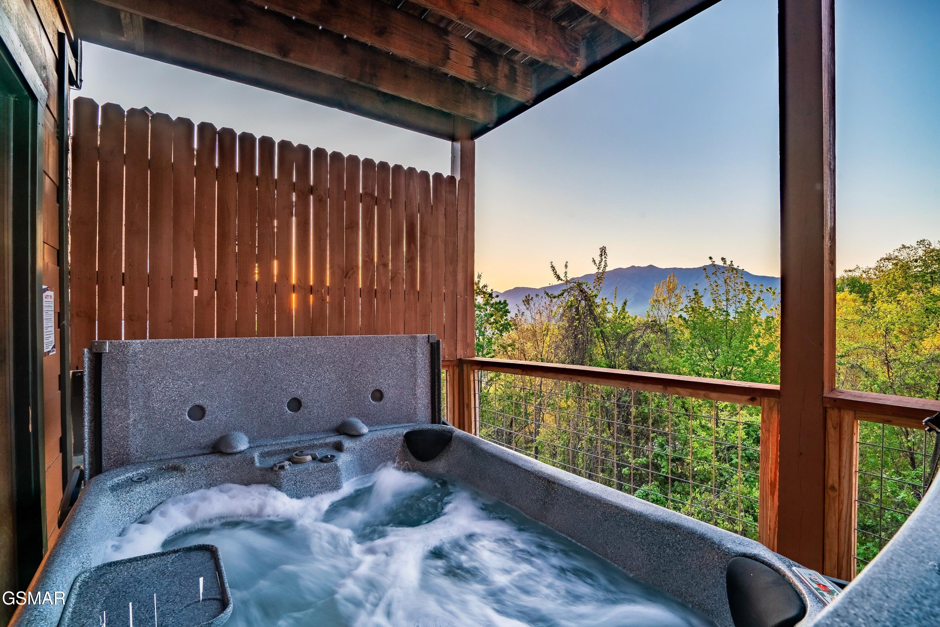 1177 Ski View Gatlinburg TN 37738