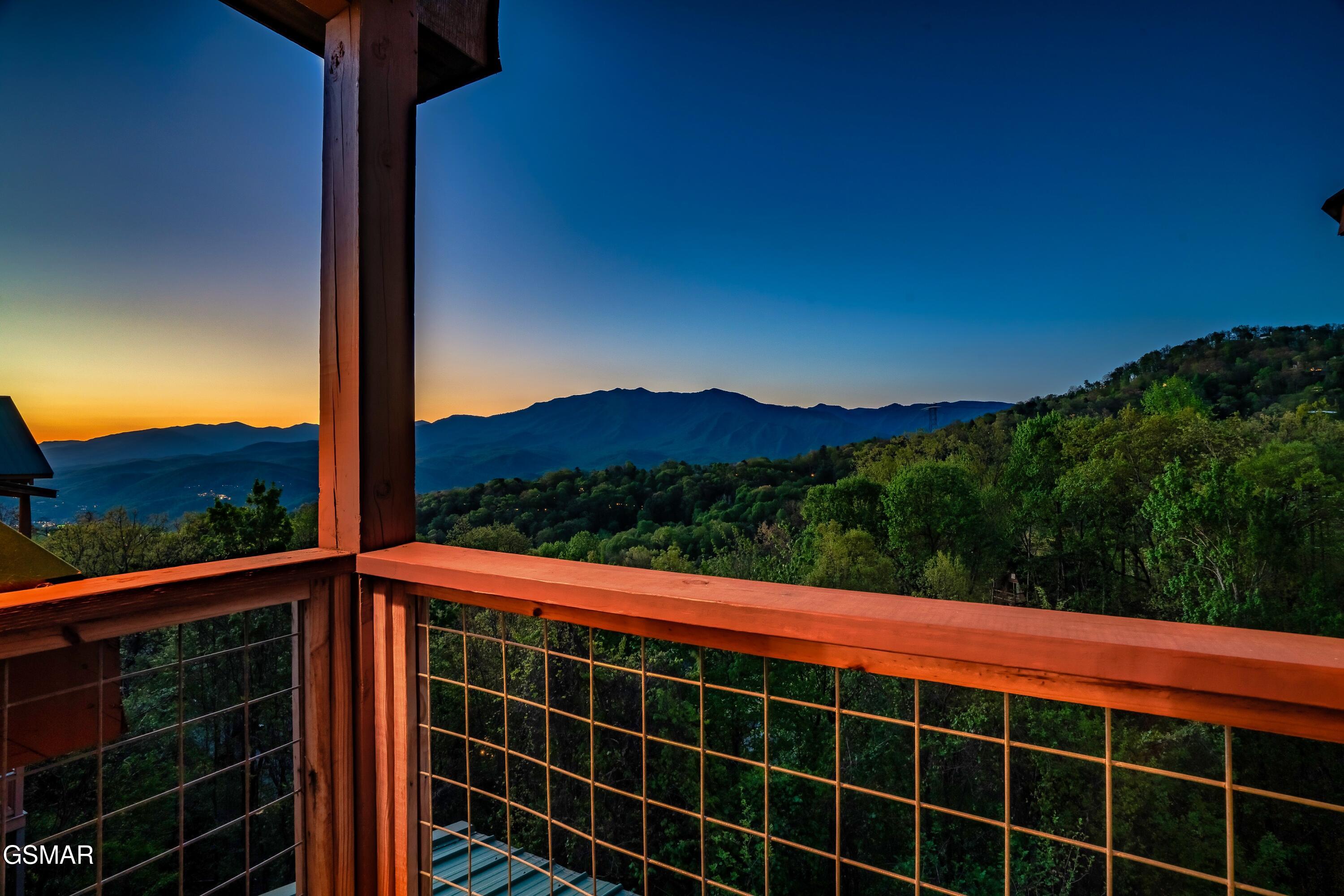 1177 Ski View Gatlinburg TN 37738