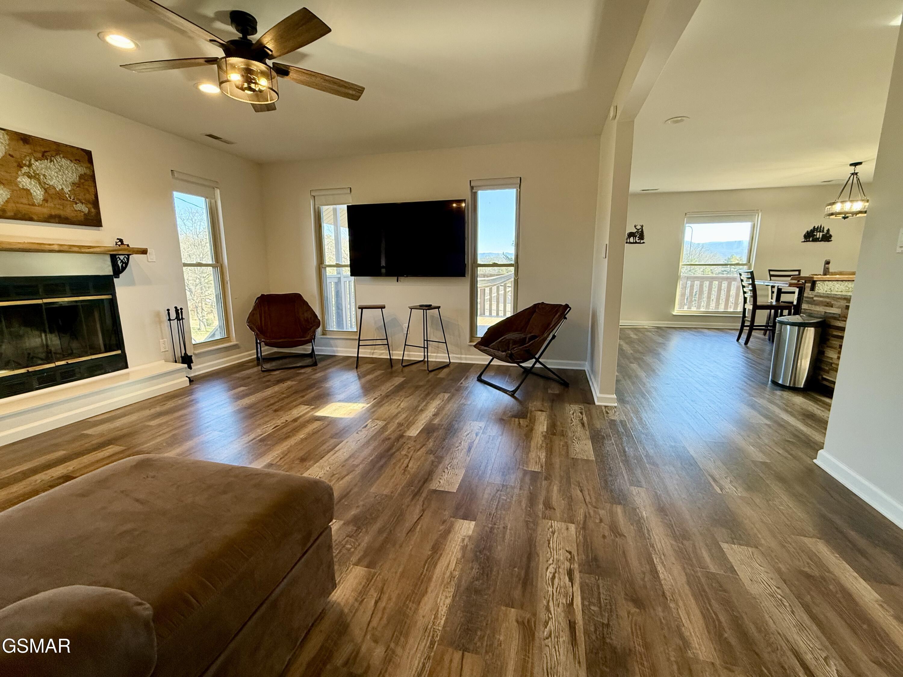 444 Connatser Lane Sevierville TN 37876