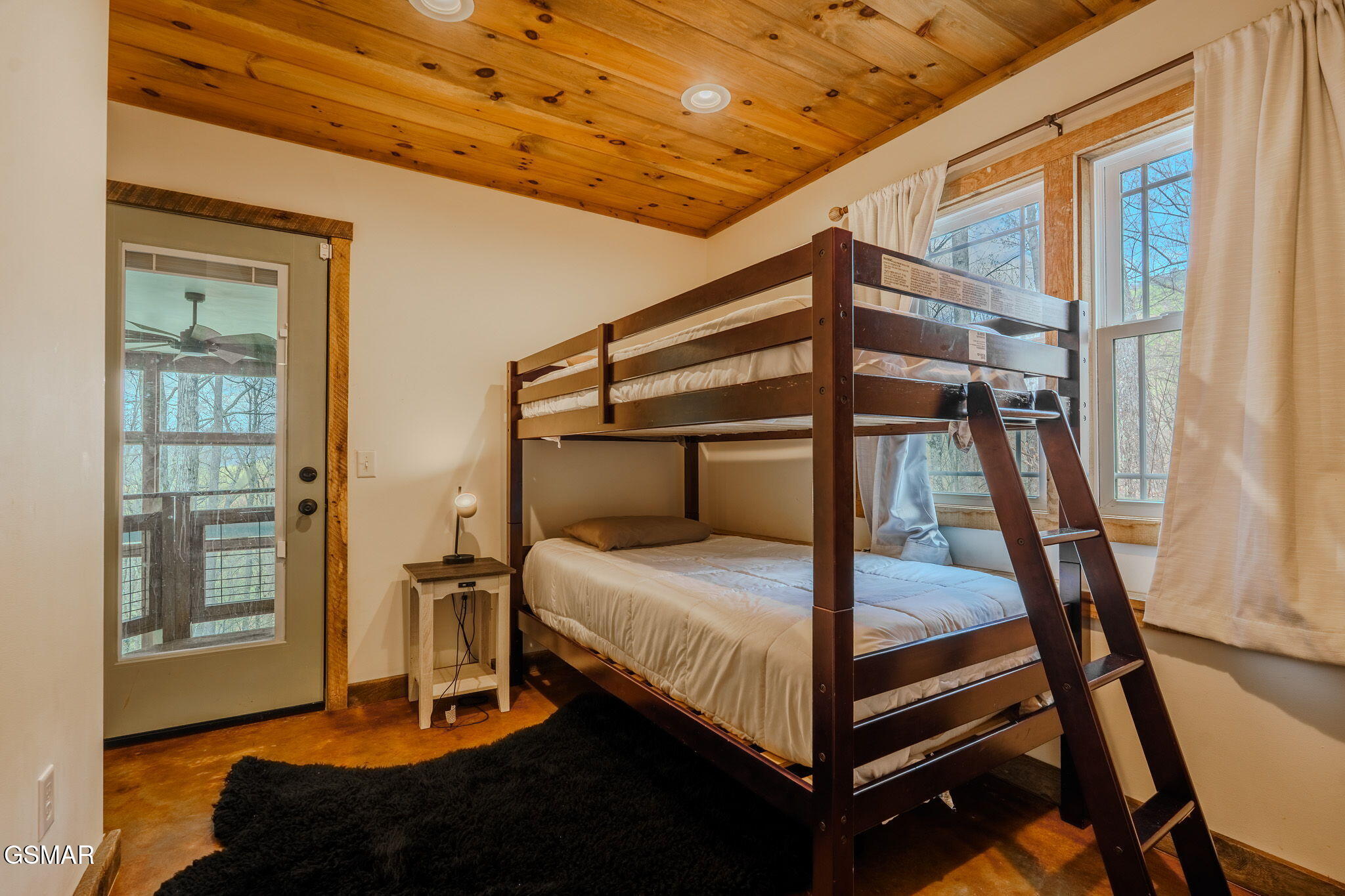 3721 Clabo Mountain Lane Sevierville TN 37862