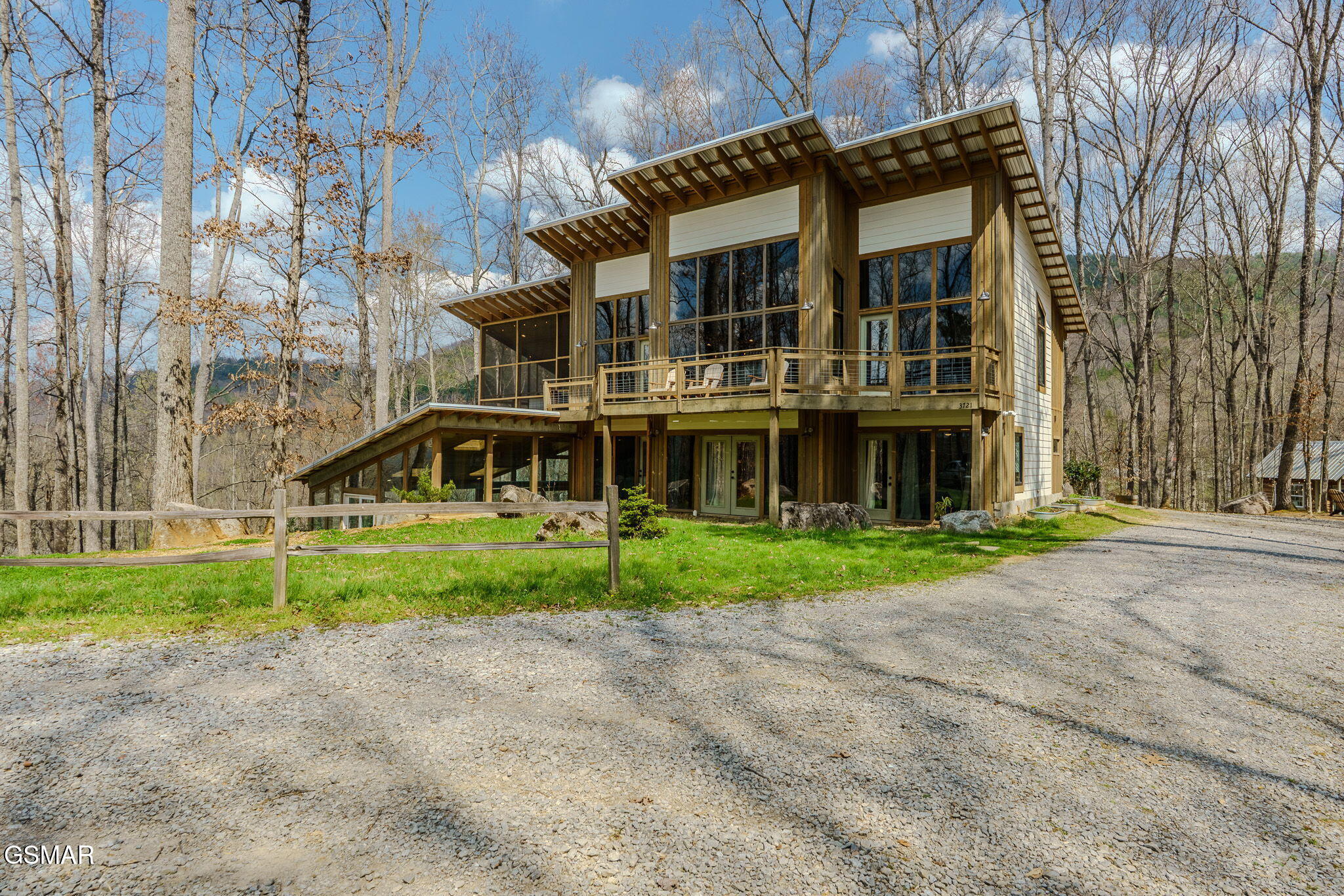 3721 Clabo Mountain Lane Sevierville TN 37862
