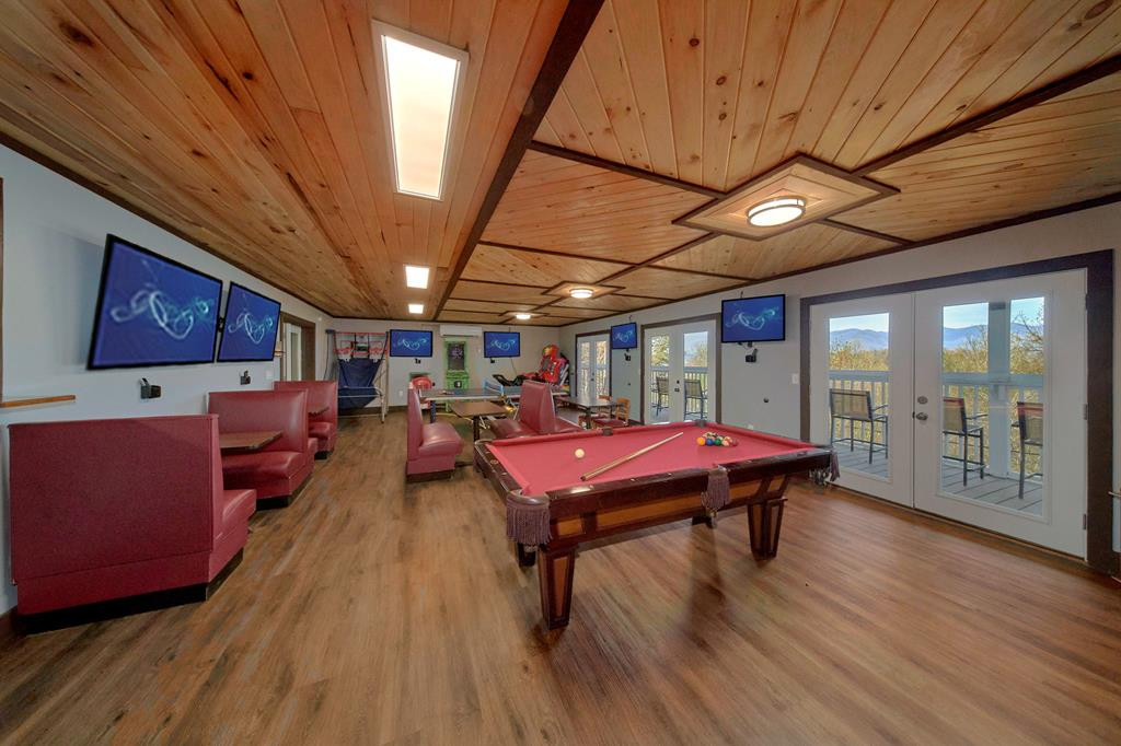 1106 Tanrac Trail Gatlinburg TN 37738