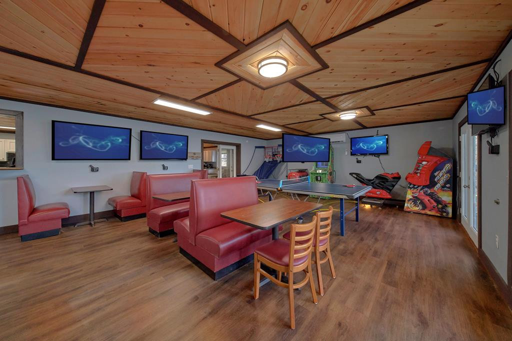1106 Tanrac Trail Gatlinburg TN 37738