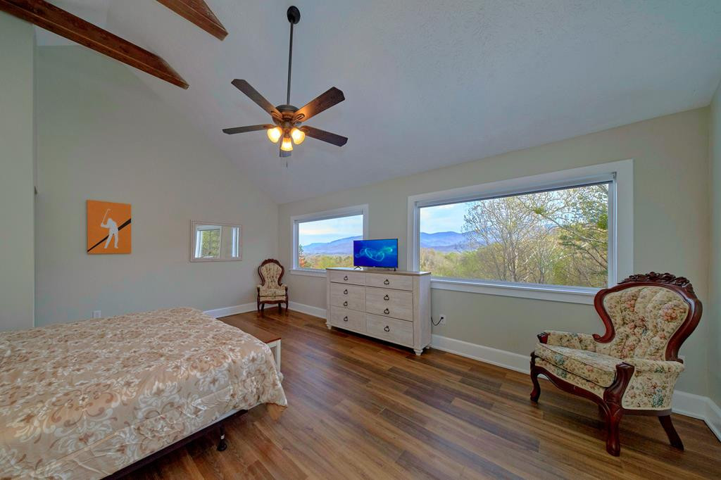 1106 Tanrac Trail Gatlinburg TN 37738