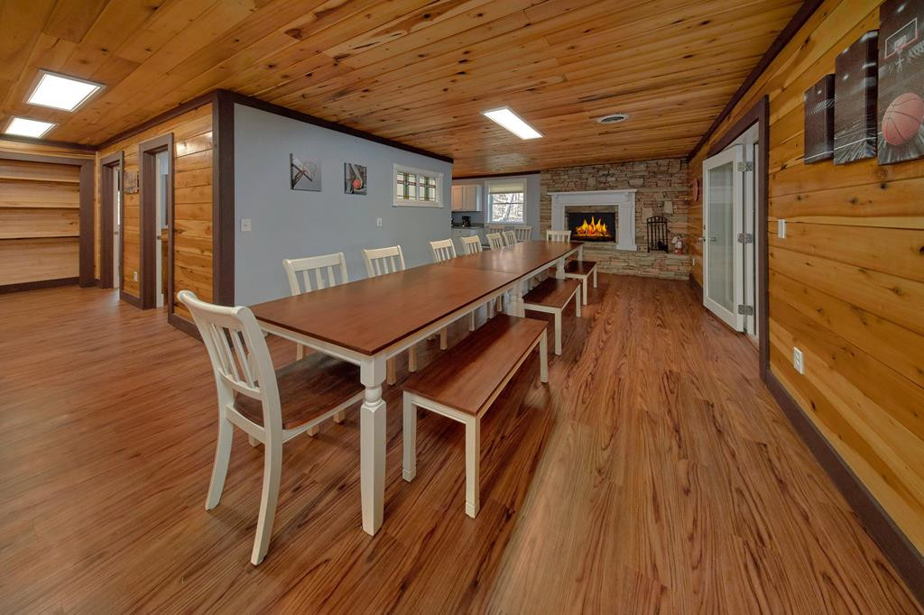 1106 Tanrac Trail Gatlinburg TN 37738