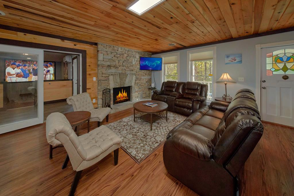 1106 Tanrac Trail Gatlinburg TN 37738