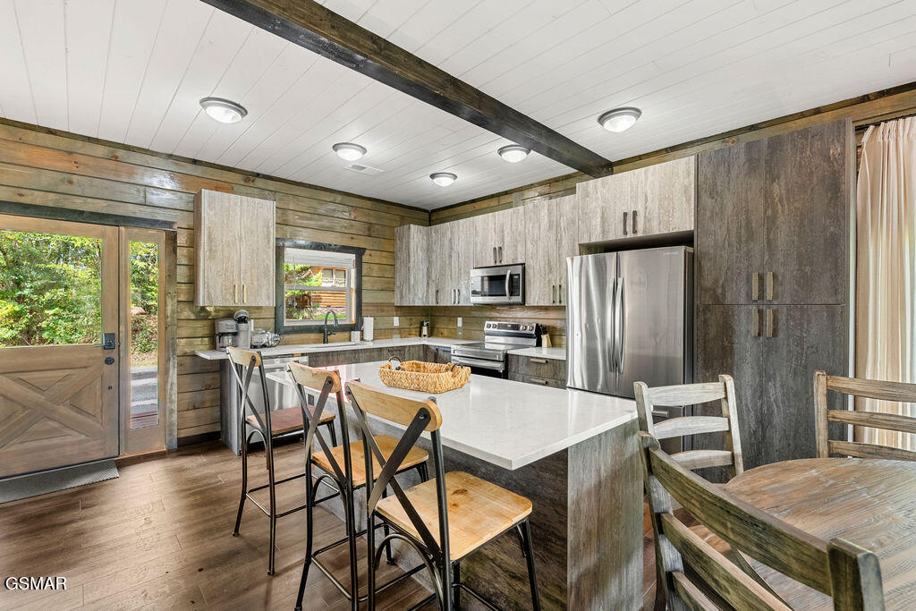 1611 White Halo Court Sevierville TN 37876