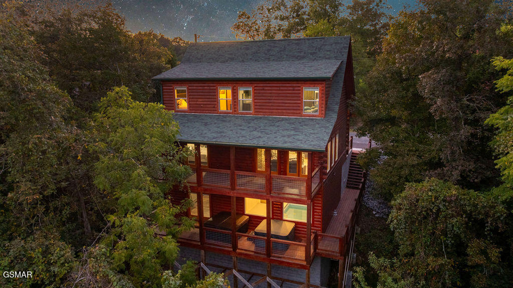 1611 White Halo Court Sevierville TN 37876