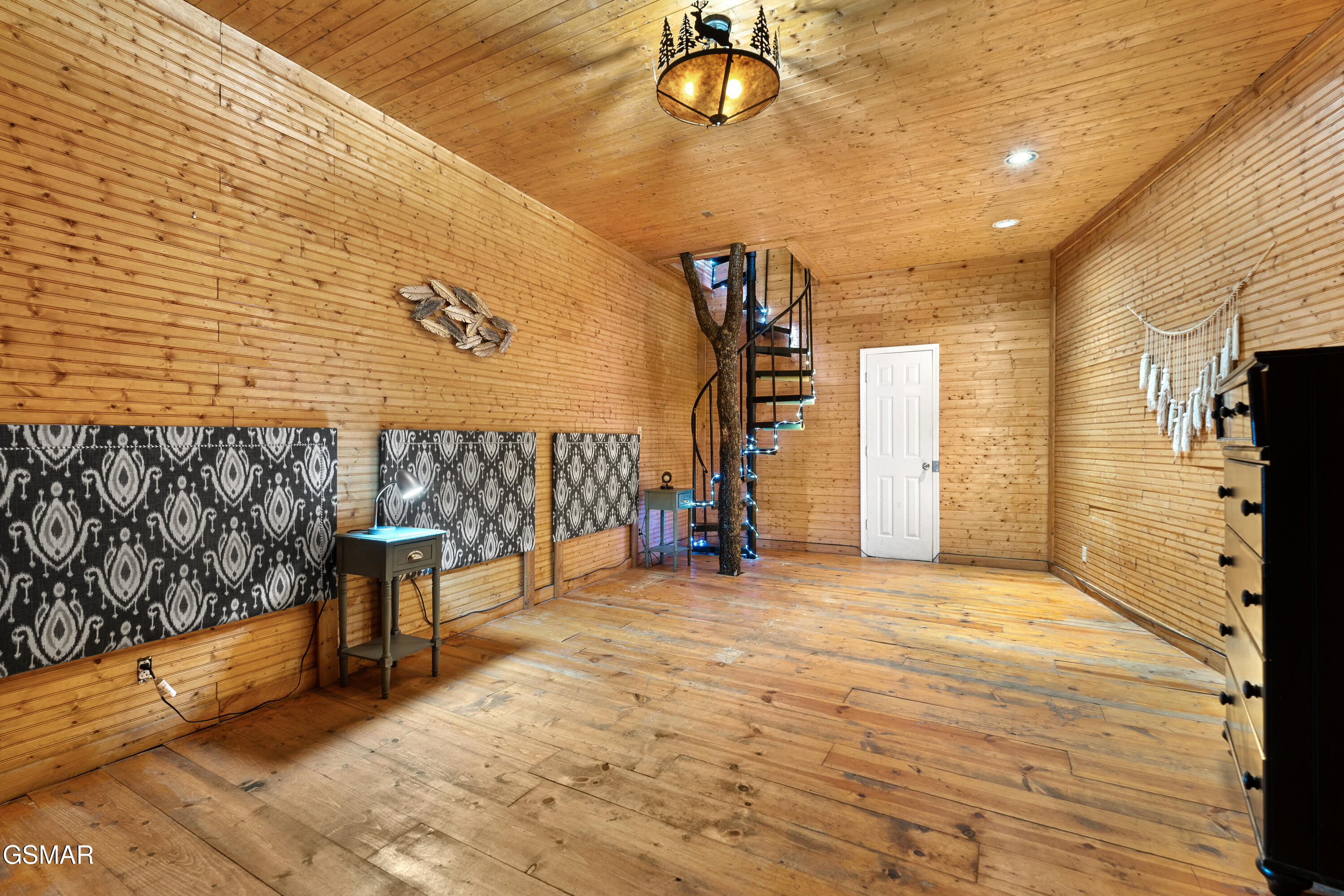 2295 Bluff Mountain Road Sevierville TN 37876