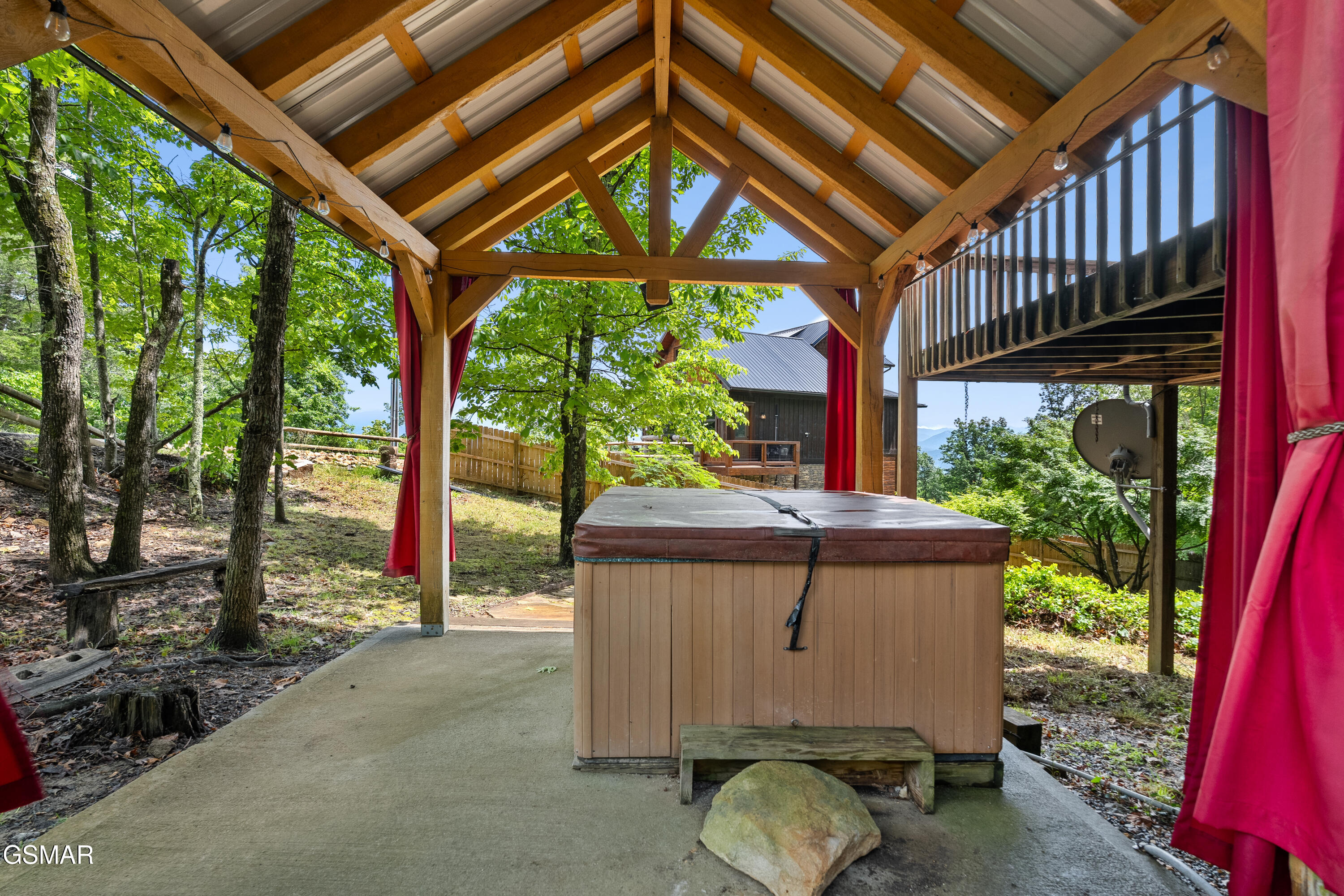 2295 Bluff Mountain Road Sevierville TN 37876