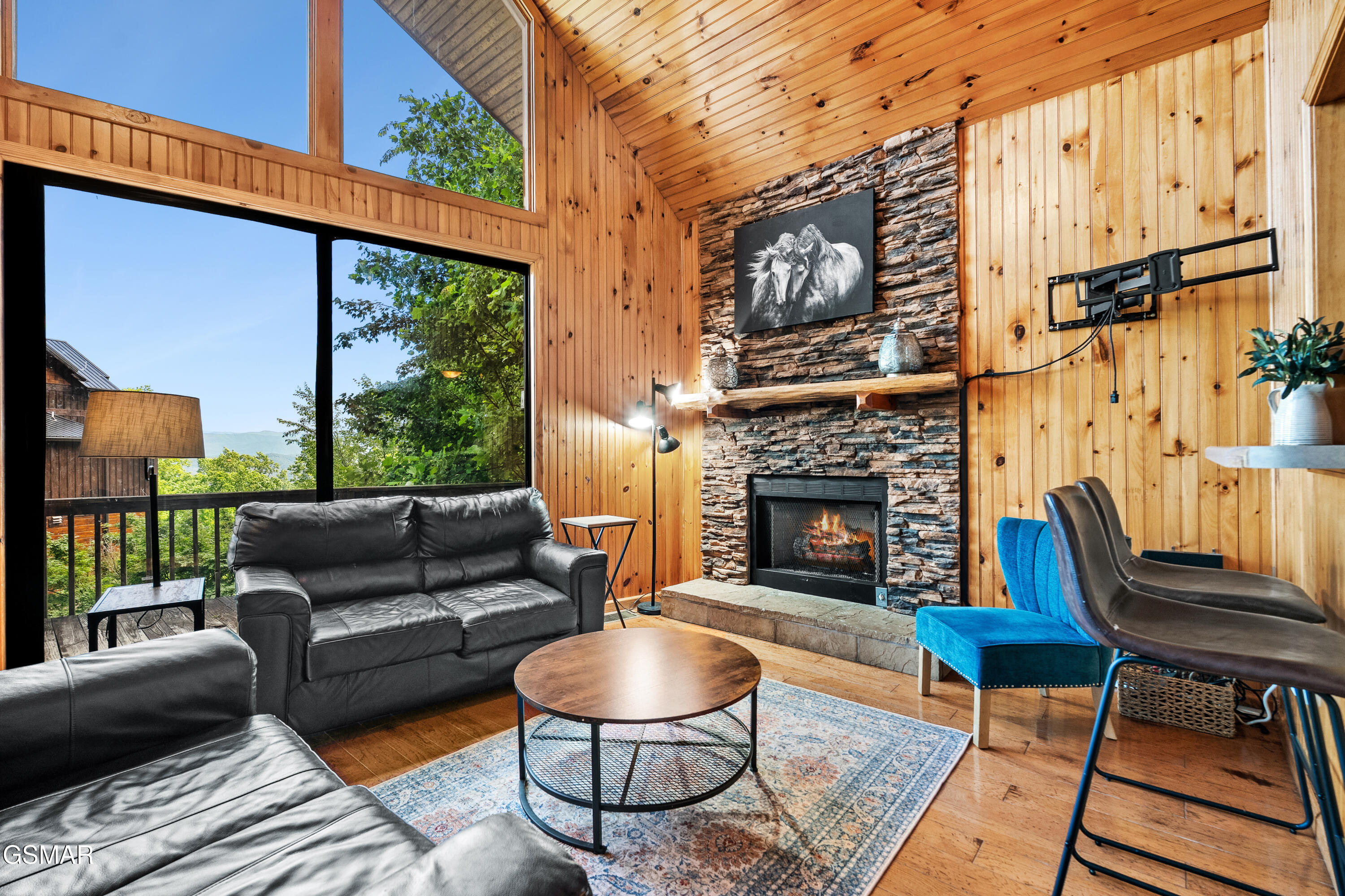 2295 Bluff Mountain Road Sevierville TN 37876