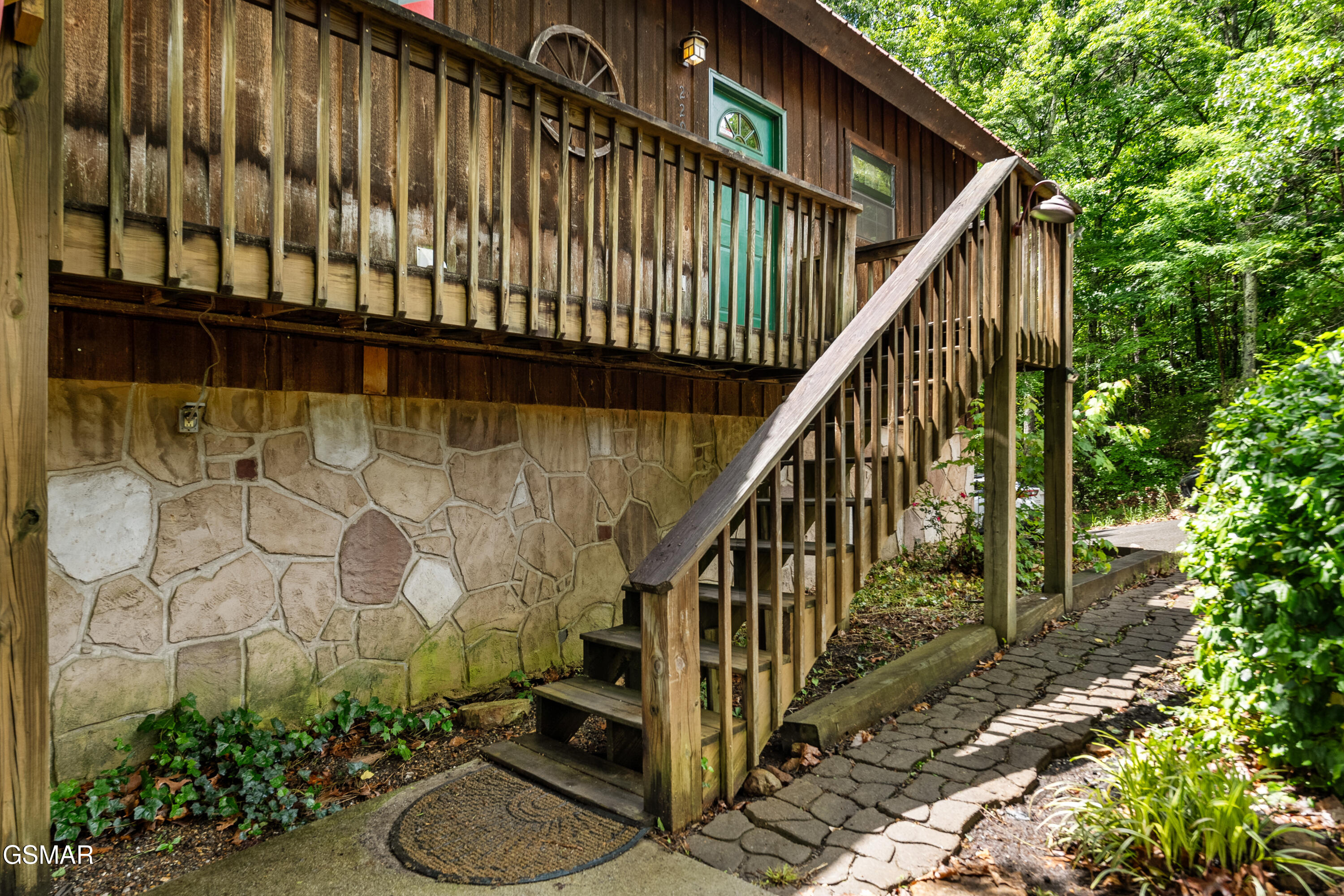 2295 Bluff Mountain Road Sevierville TN 37876