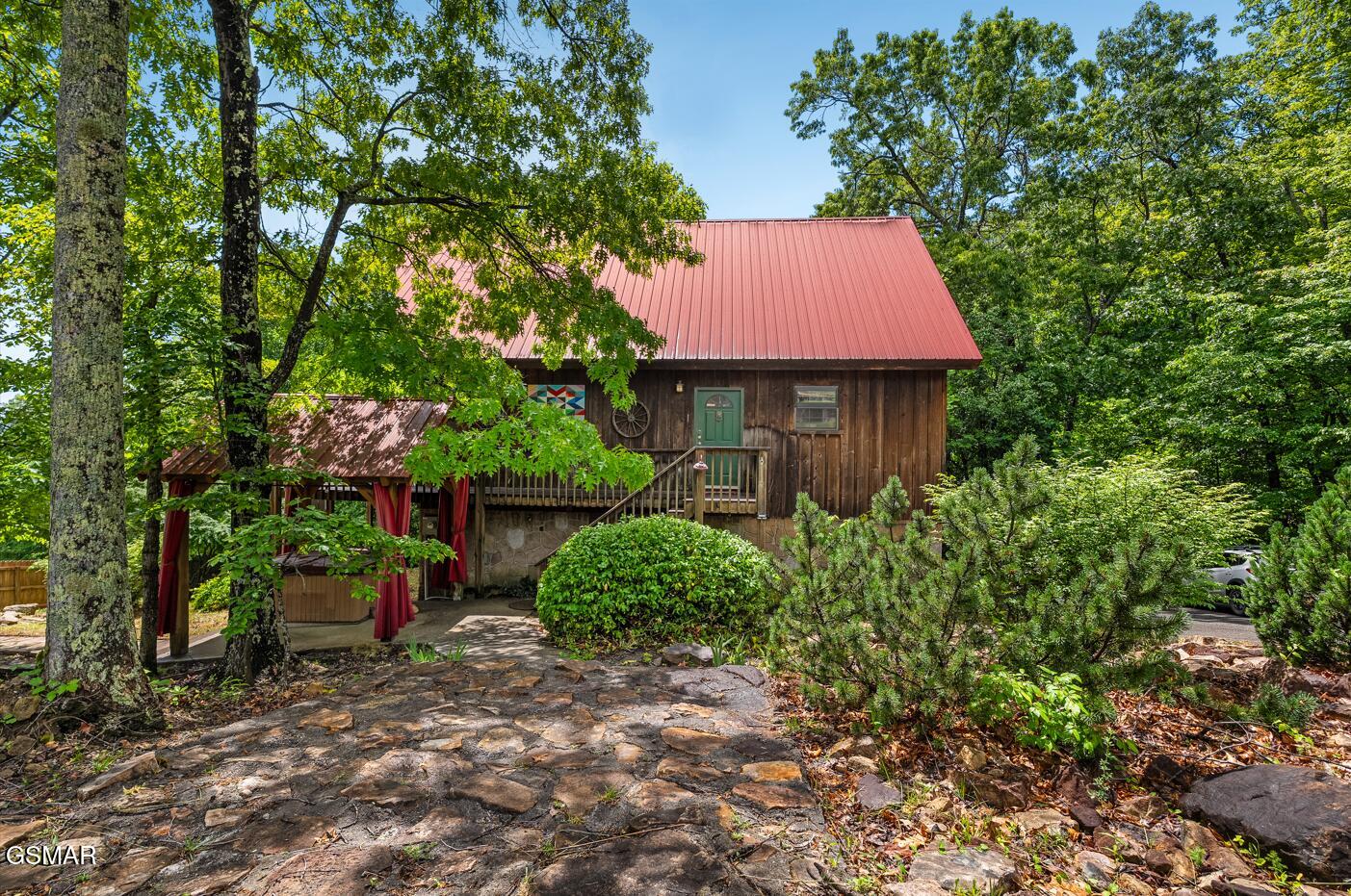 2295 Bluff Mountain Road Sevierville TN 37876