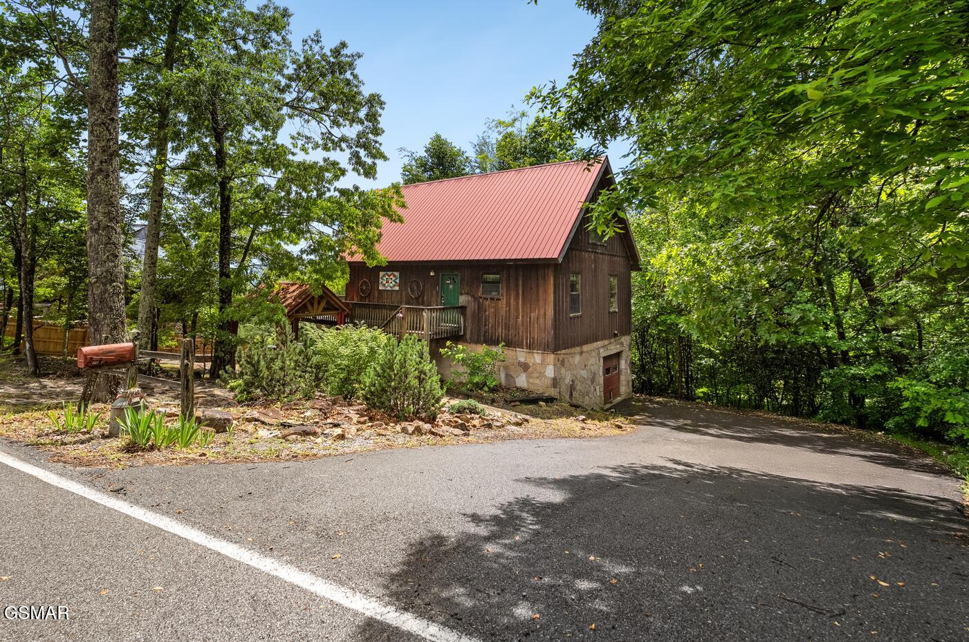 2295 Bluff Mountain Road Sevierville TN 37876