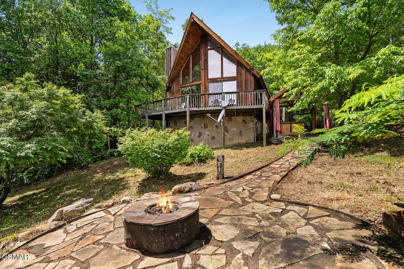 2295 Bluff Mountain Road Sevierville TN 37876