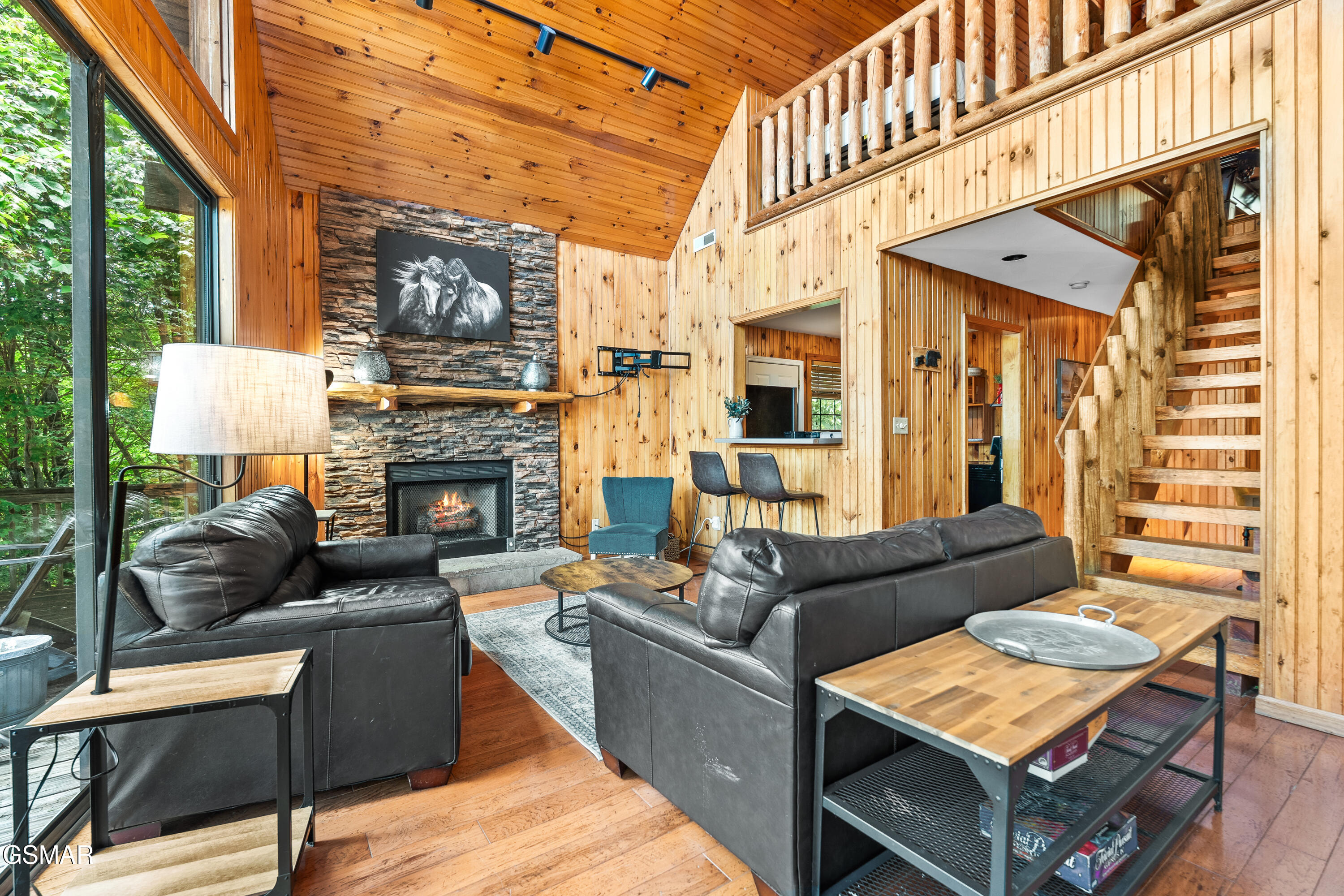 2295 Bluff Mountain Road Sevierville TN 37876