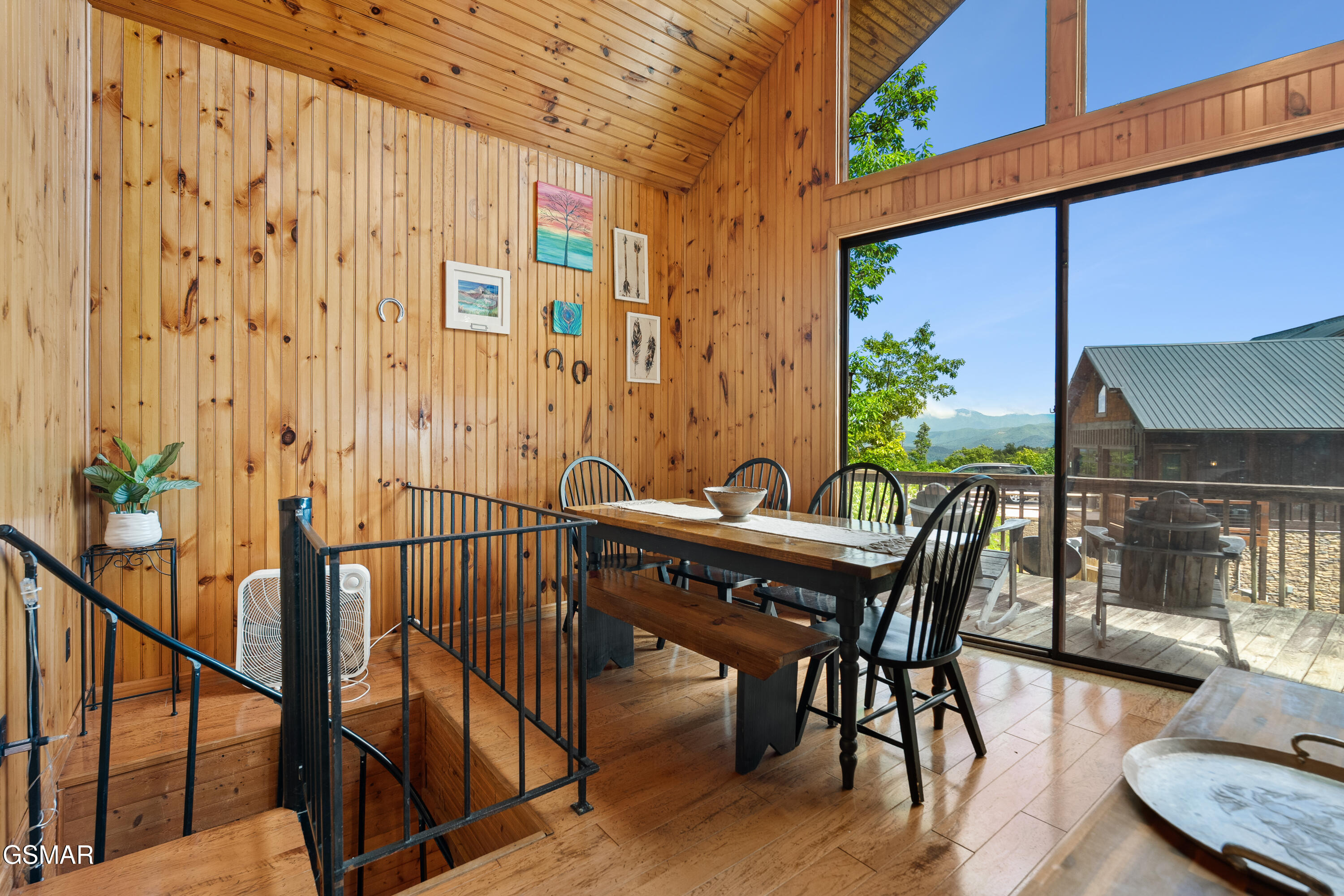 2295 Bluff Mountain Road Sevierville TN 37876