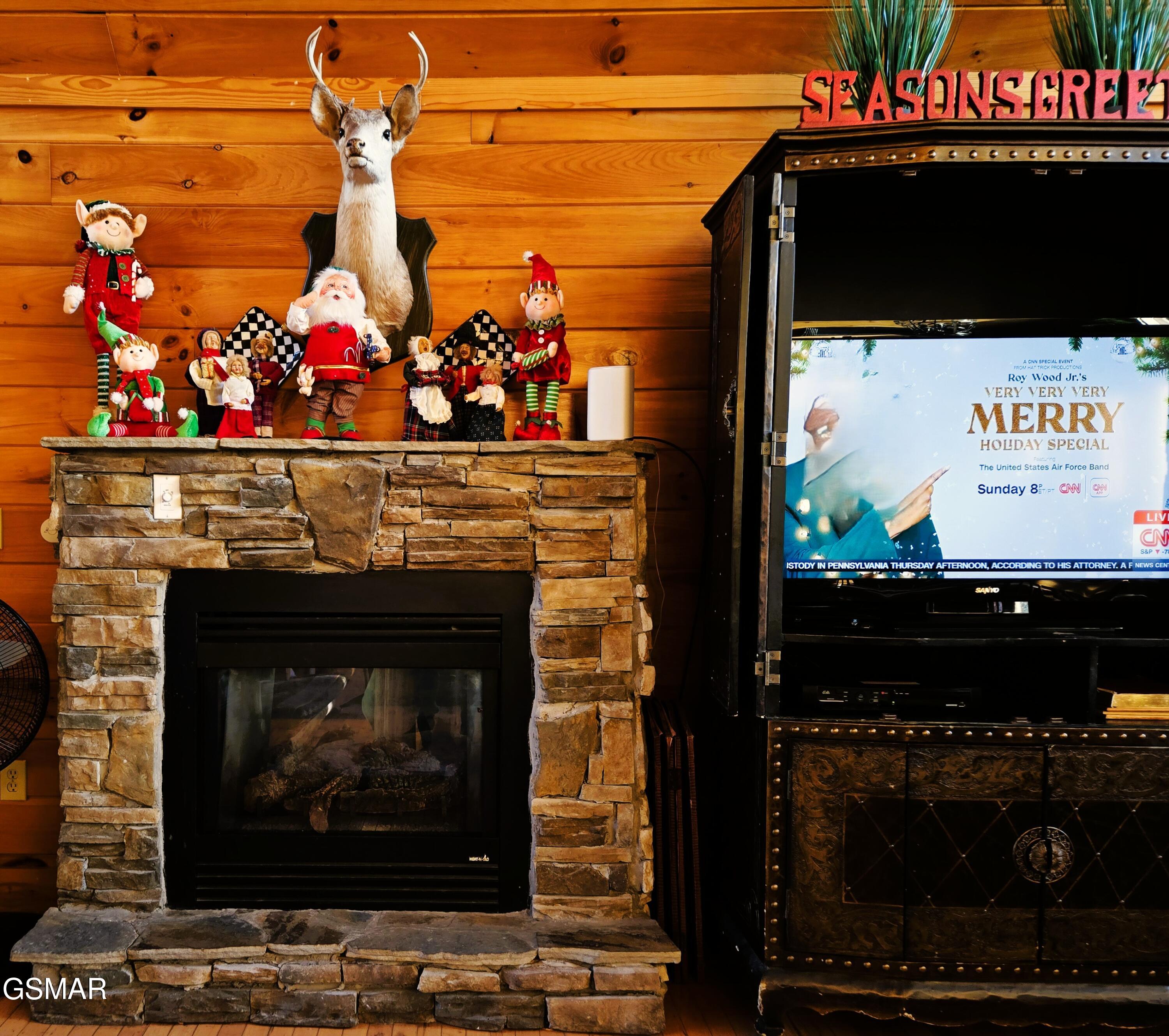 1529 Boo Boos Way Sevierville TN 37862