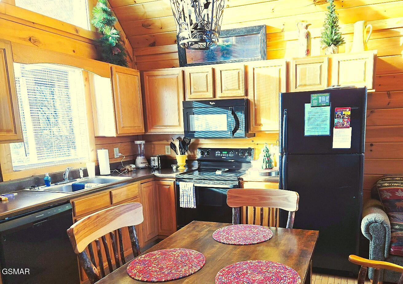 1529 Boo Boos Way Sevierville TN 37862