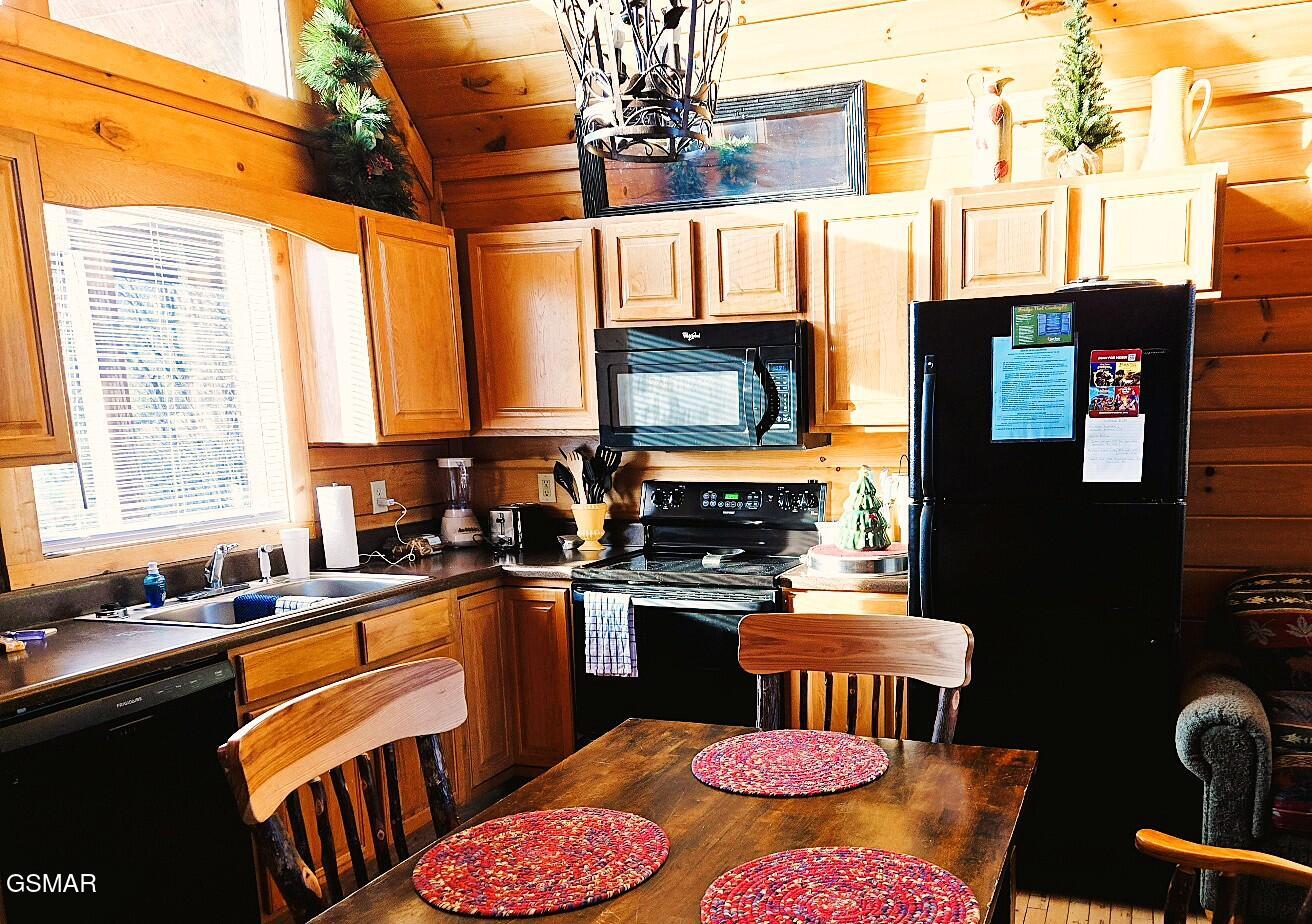 1529 Boo Boos Way Sevierville TN 37862