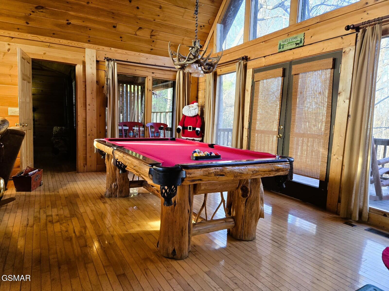 1529 Boo Boos Way Sevierville TN 37862