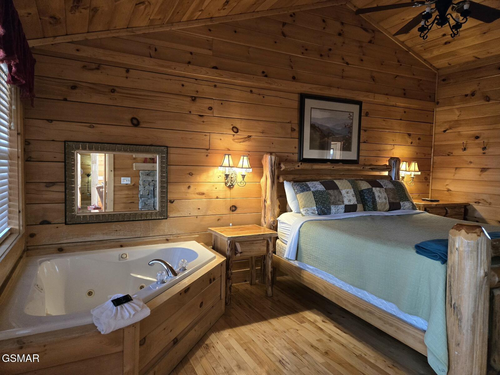 1529 Boo Boos Way Sevierville TN 37862