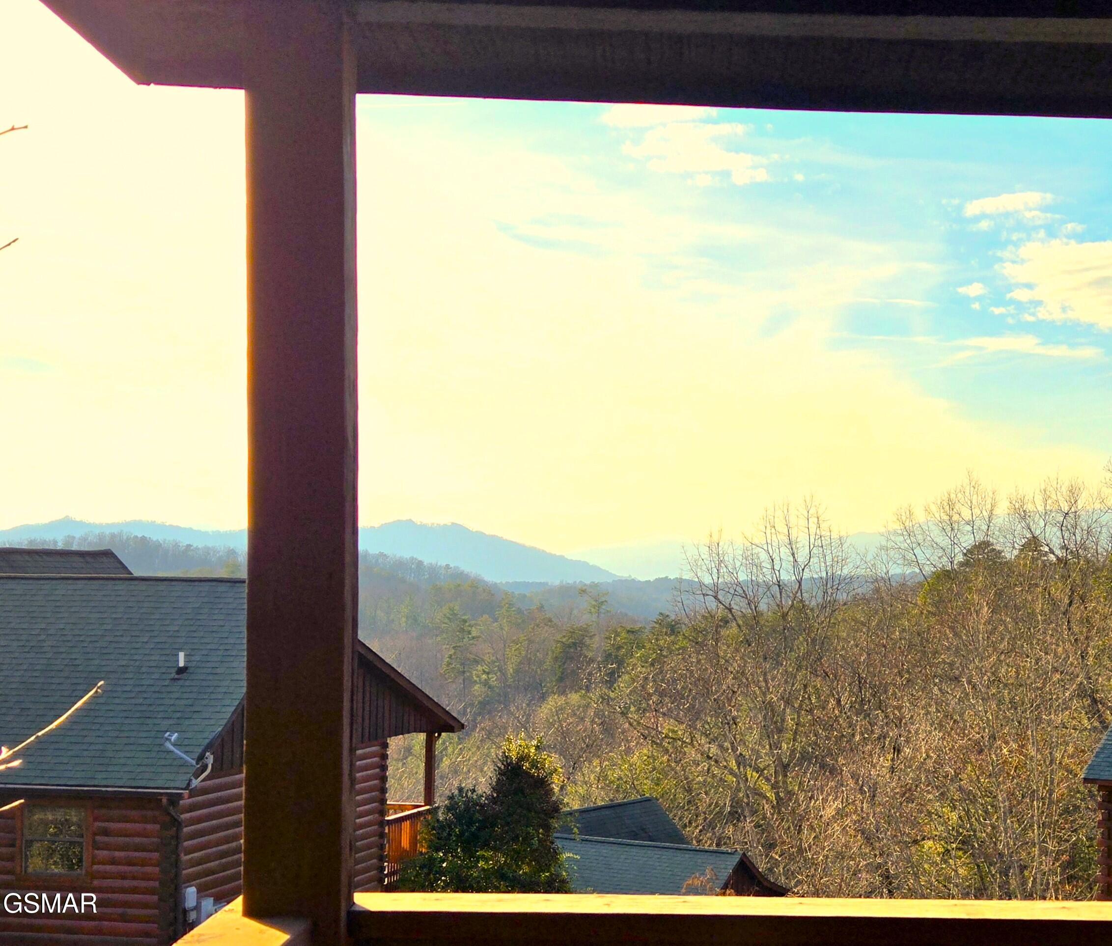 1529 Boo Boos Way Sevierville TN 37862