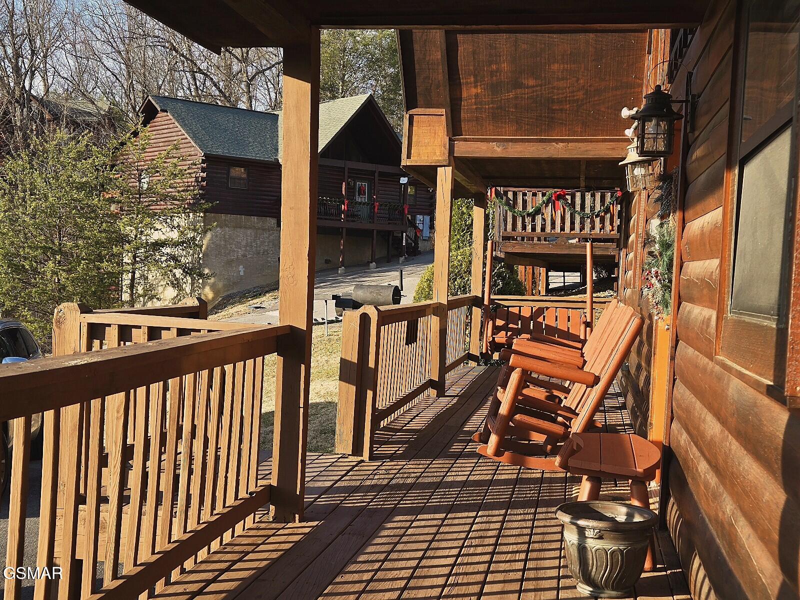 1529 Boo Boos Way Sevierville TN 37862